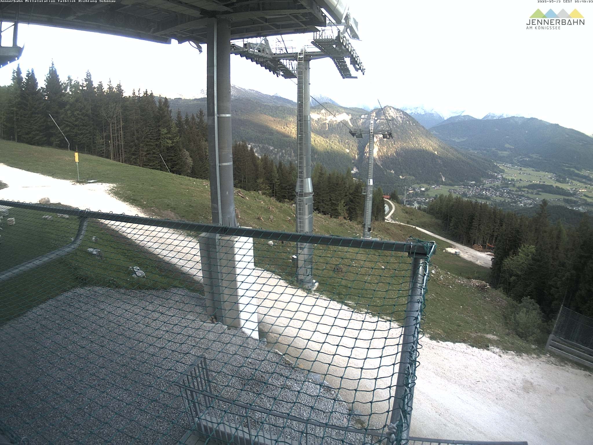 Archived image Webcam View from Midway Station