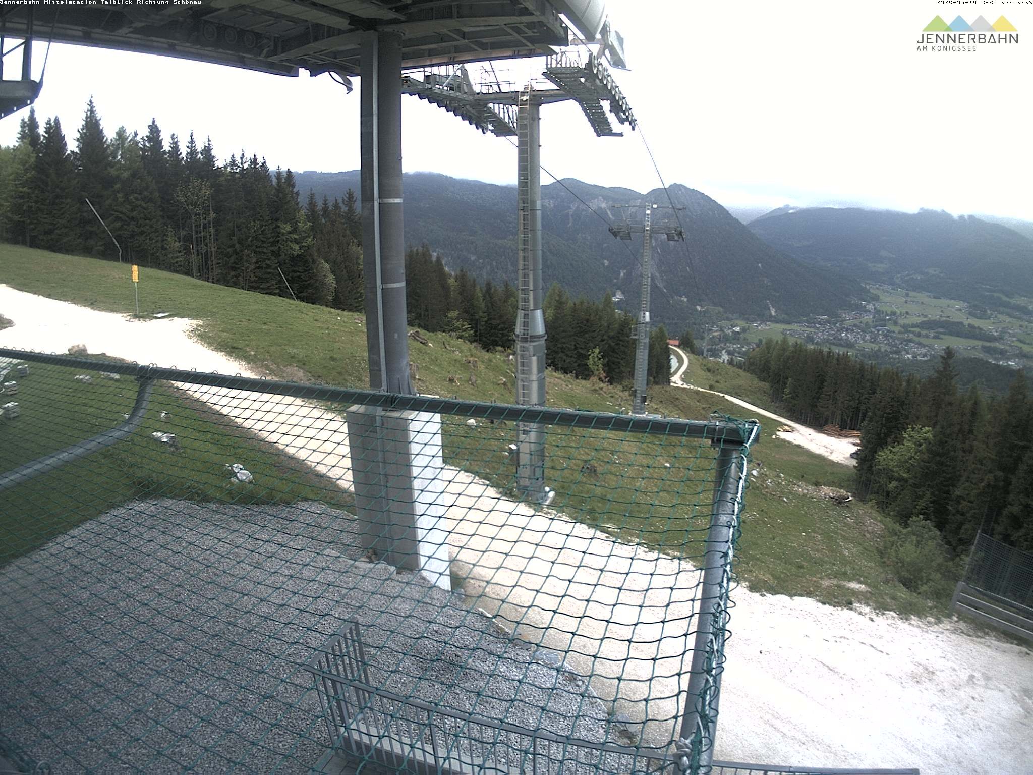 Archiv Foto Webcam Blick von der Mittelstation der Jennerbahn