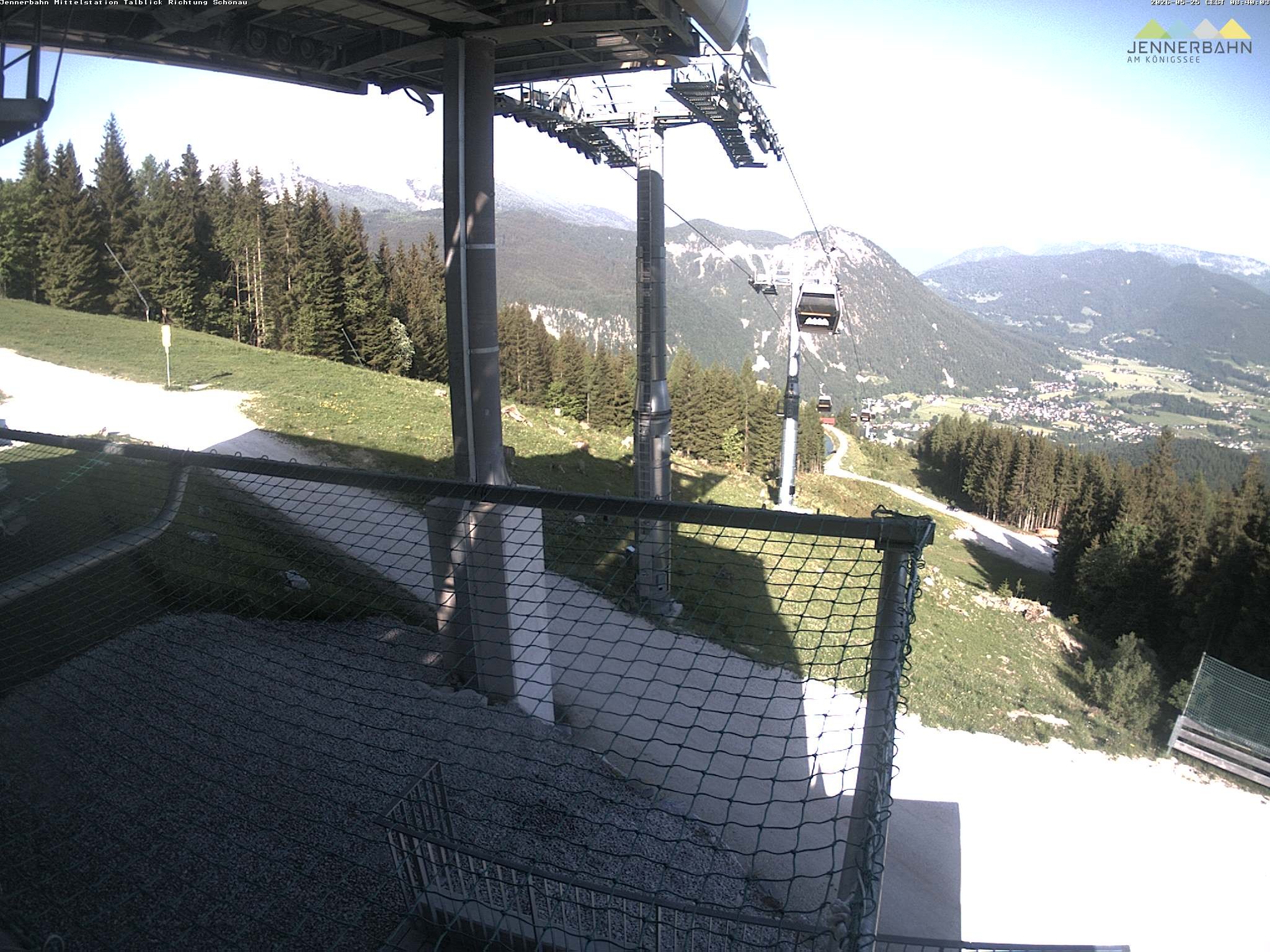 Archived image Webcam View from Midway Station