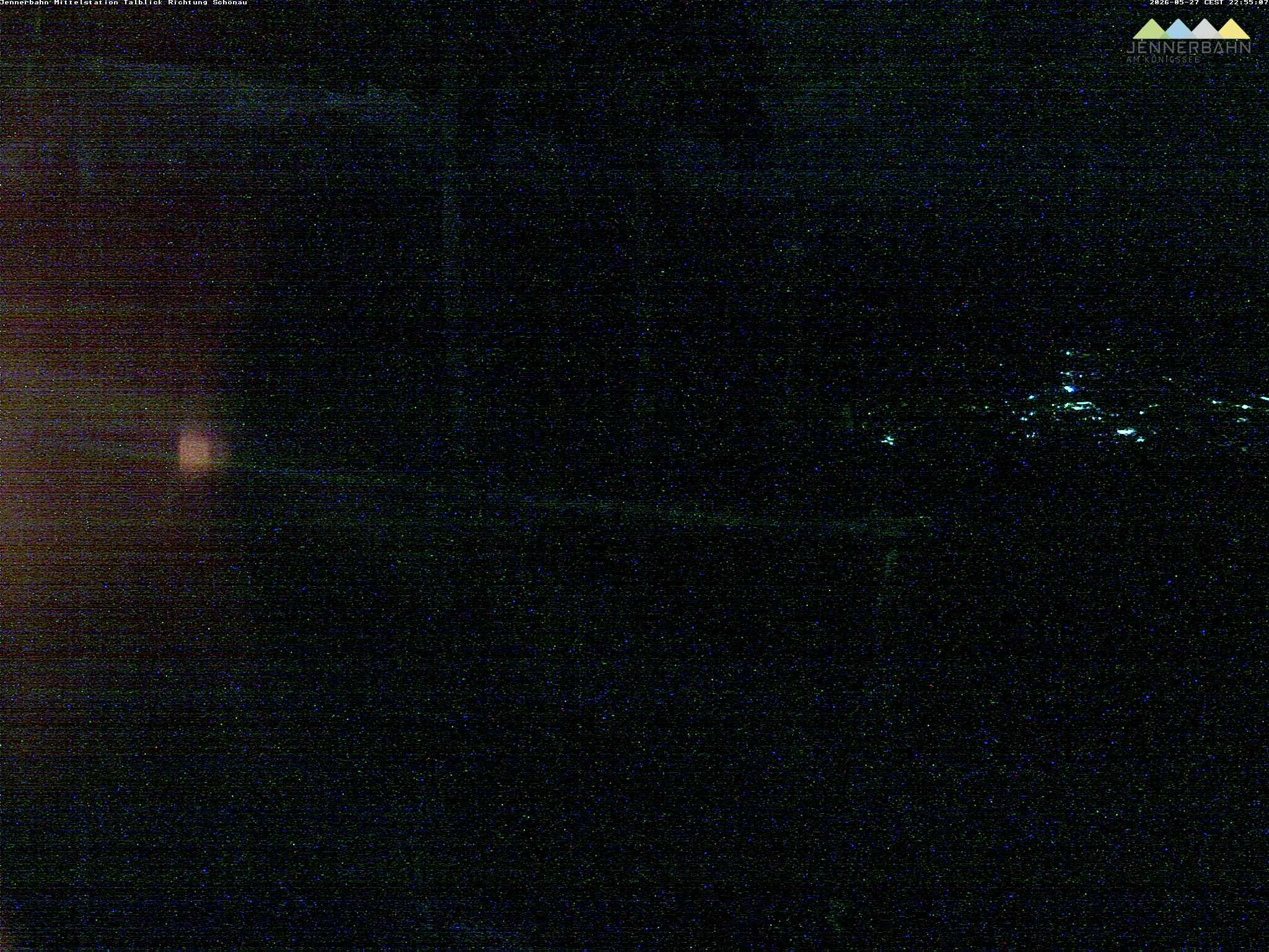 Archived image Webcam View from Midway Station