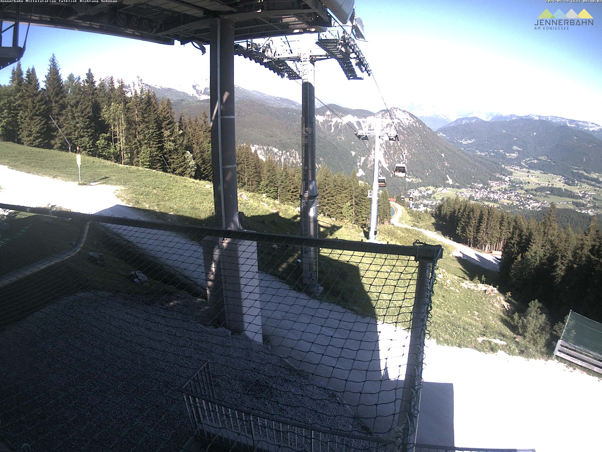Archiv Foto Webcam Blick von der Mittelstation der Jennerbahn