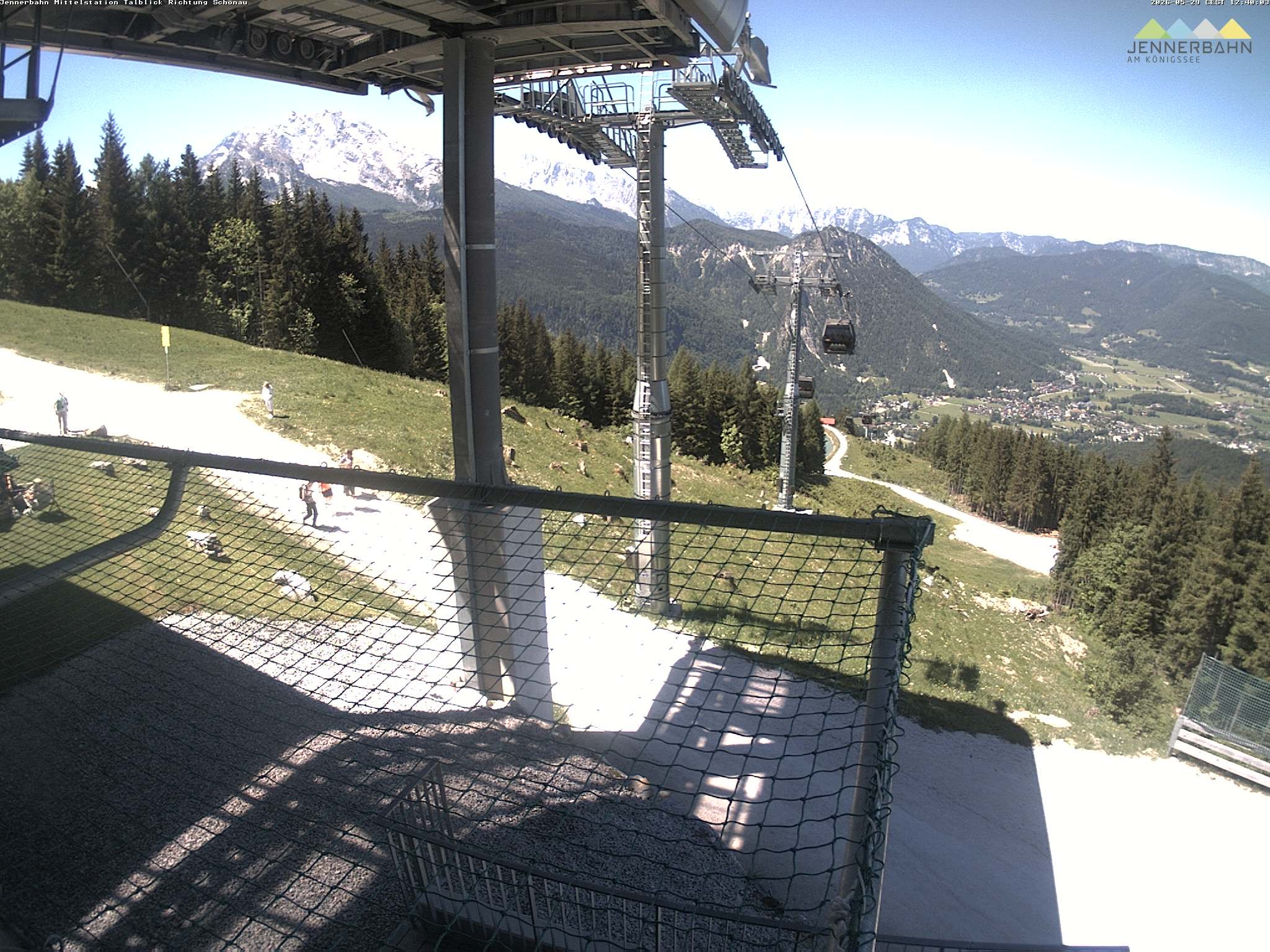 Archiv Foto Webcam Blick von der Mittelstation der Jennerbahn