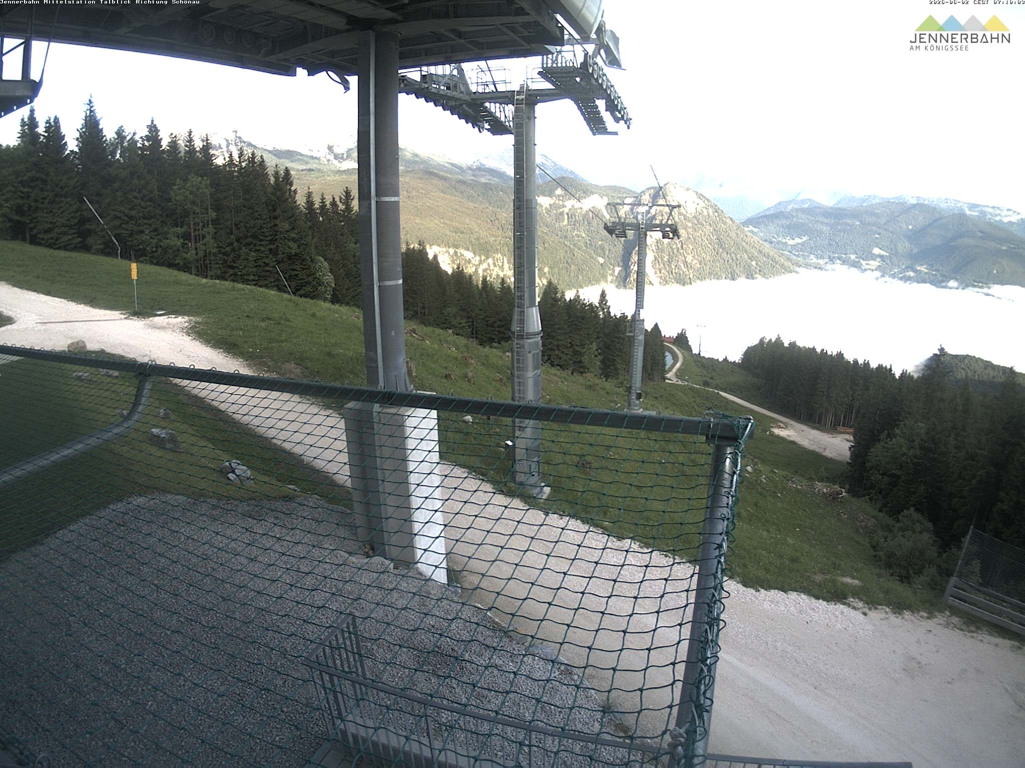 Archiv Foto Webcam Blick von der Mittelstation der Jennerbahn