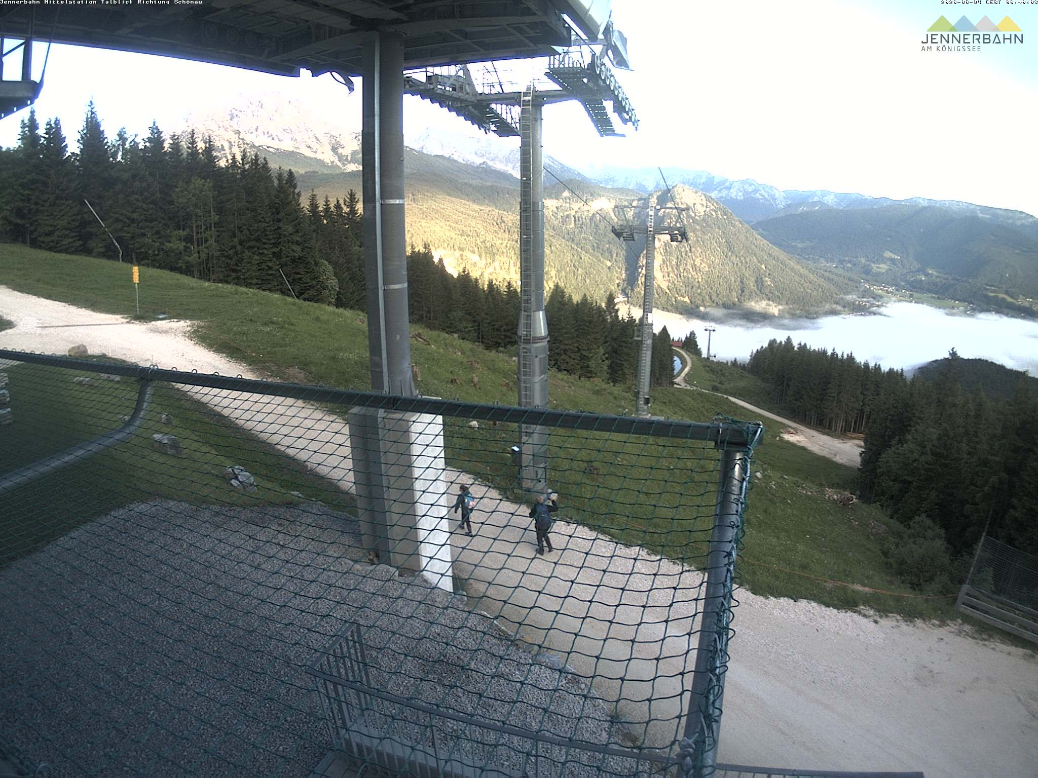 Archiv Foto Webcam Blick von der Mittelstation der Jennerbahn