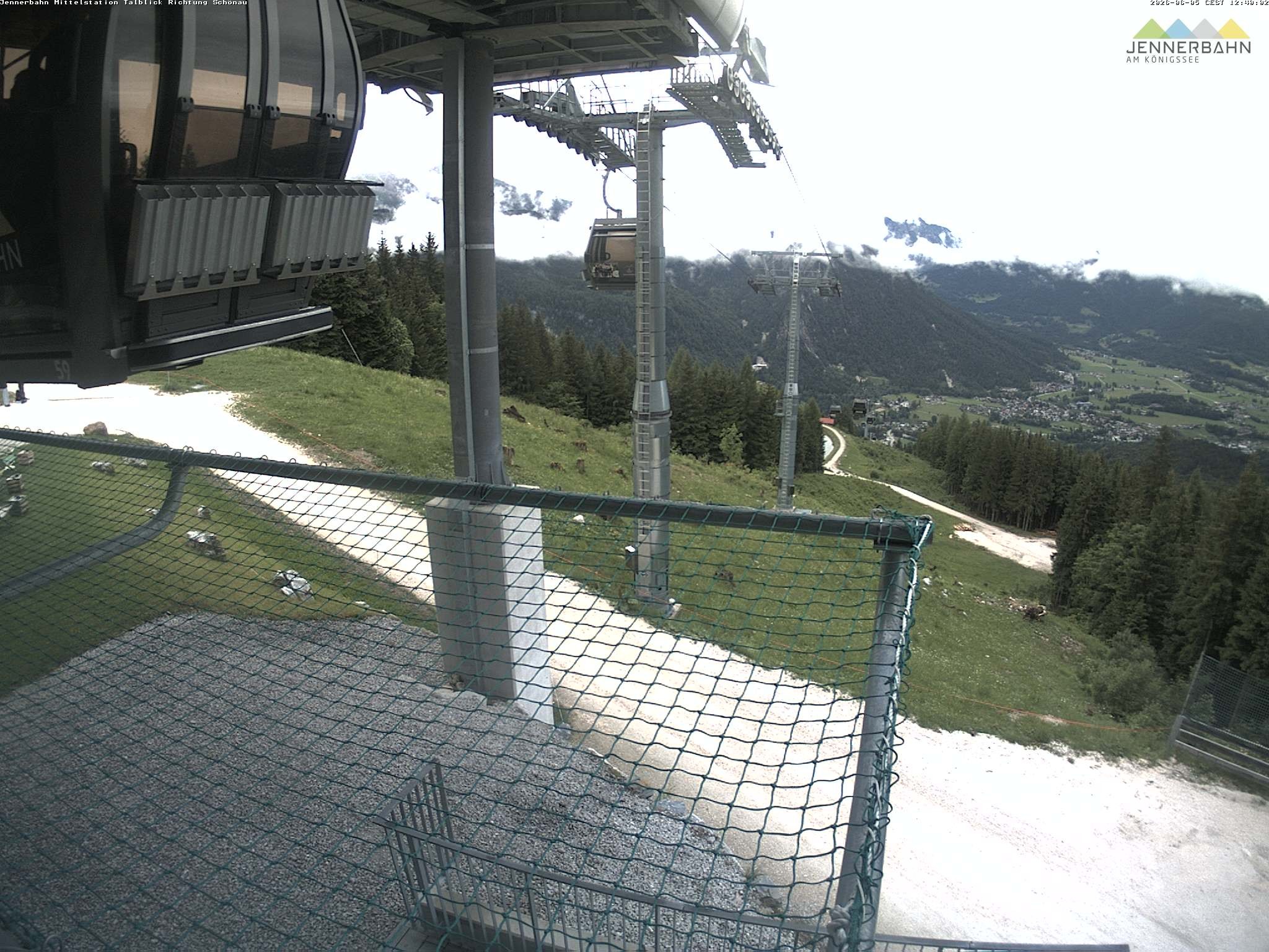 Archived image Webcam View from Midway Station