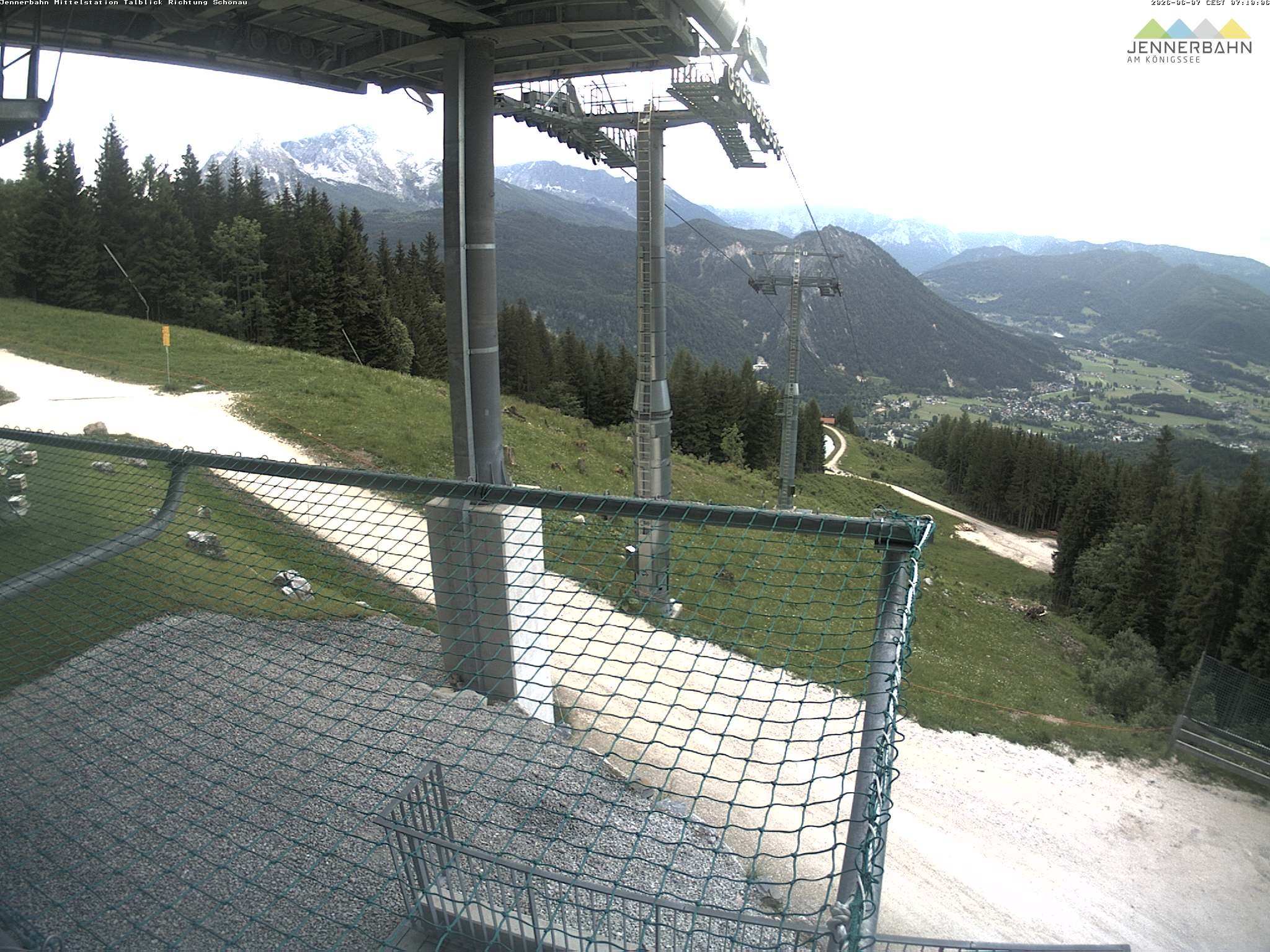 Archiv Foto Webcam Blick von der Mittelstation der Jennerbahn