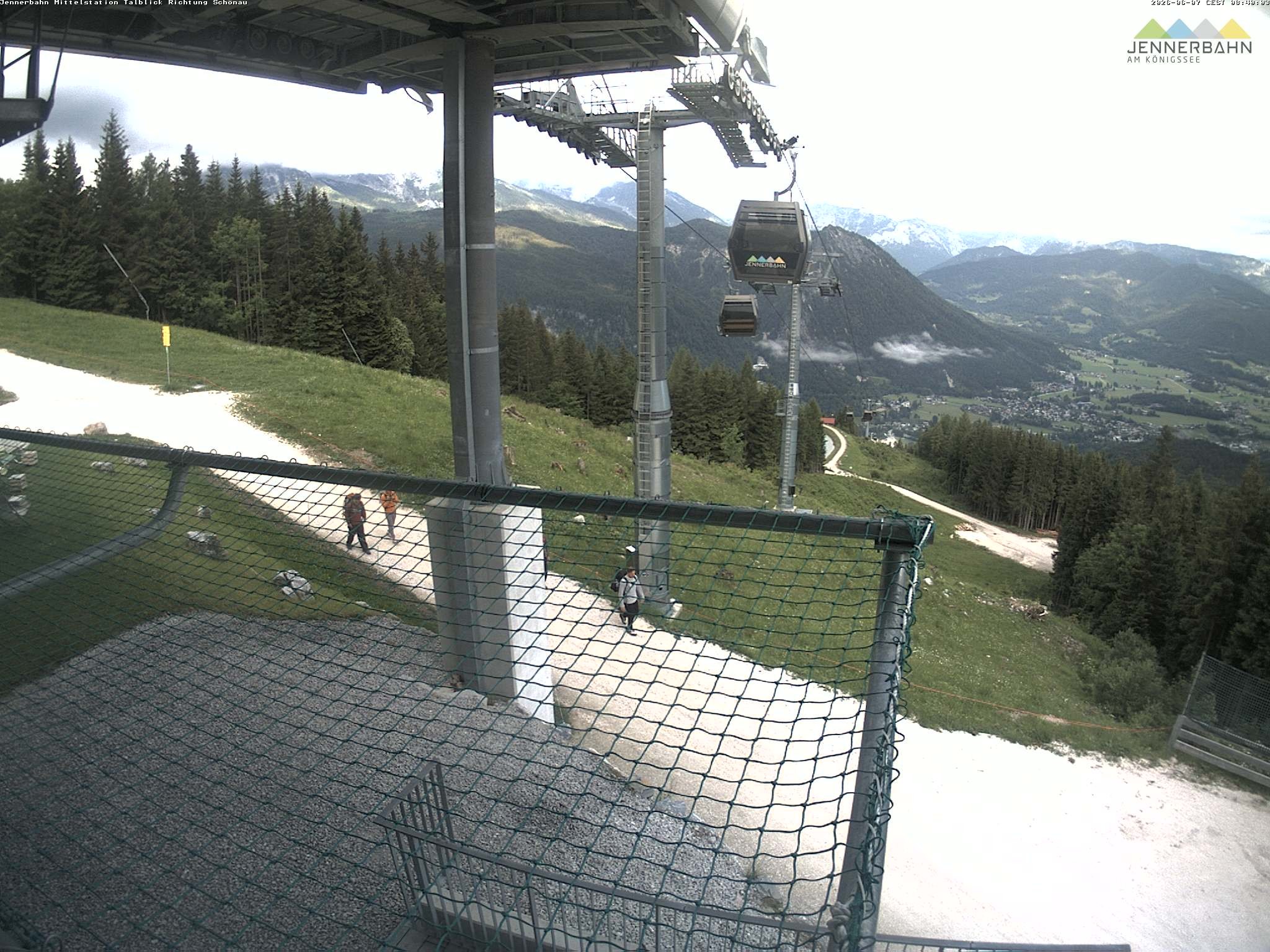 Archiv Foto Webcam Blick von der Mittelstation der Jennerbahn