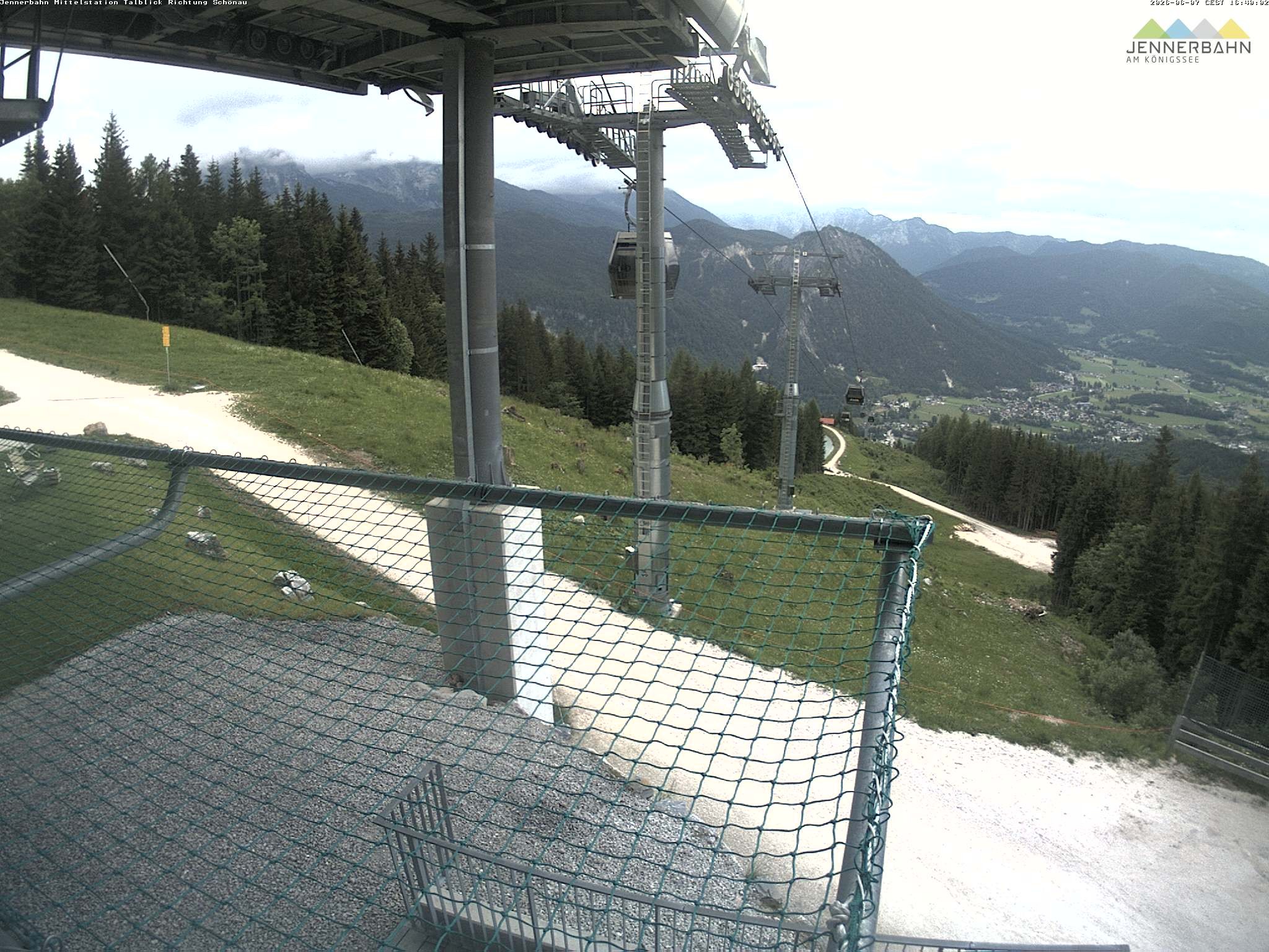 Archived image Webcam View from Midway Station