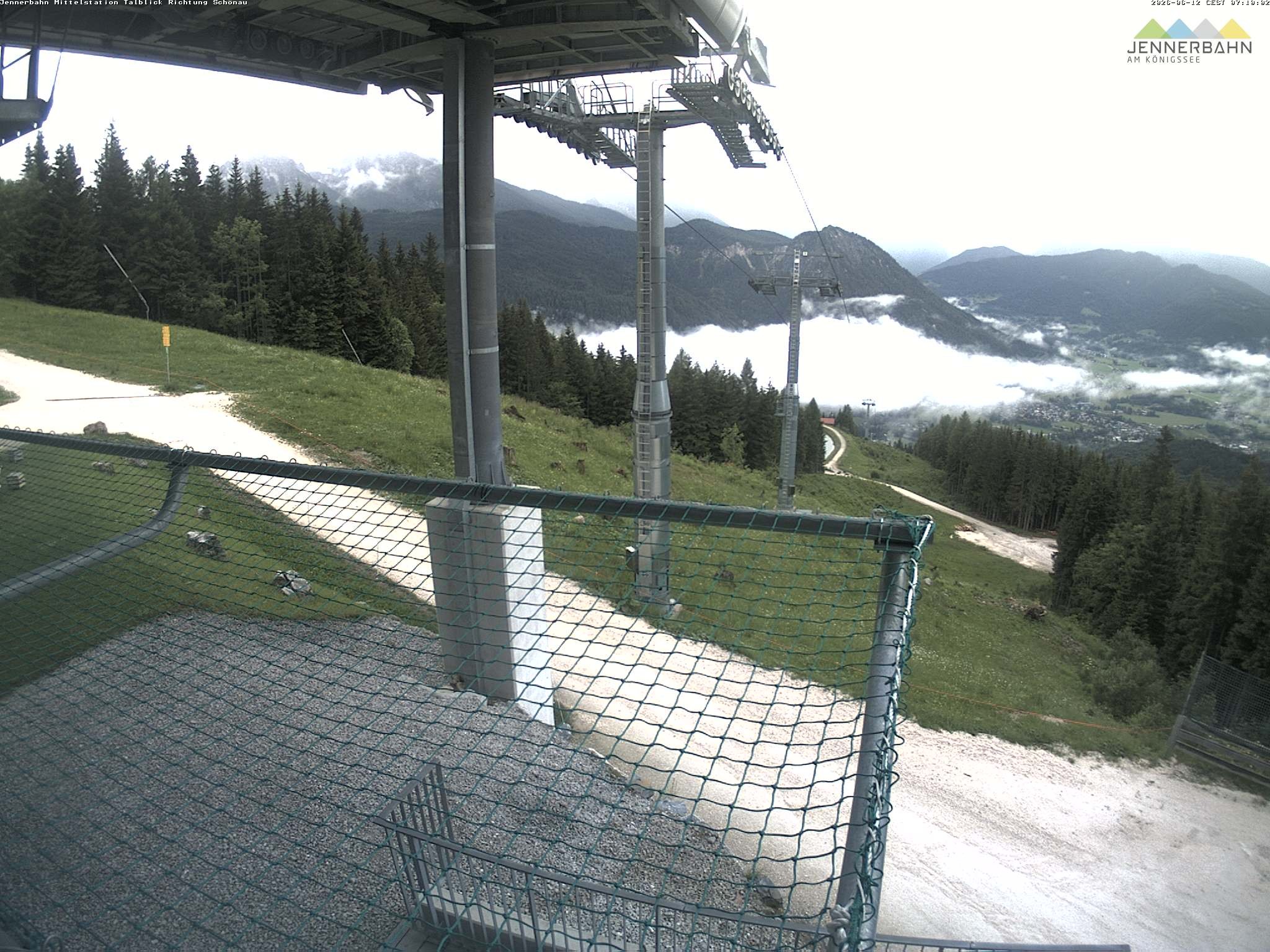 Archived image Webcam View from Midway Station