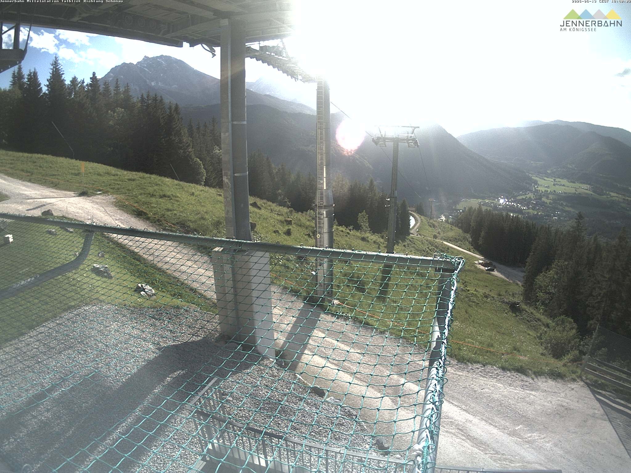Archiv Foto Webcam Blick von der Mittelstation der Jennerbahn