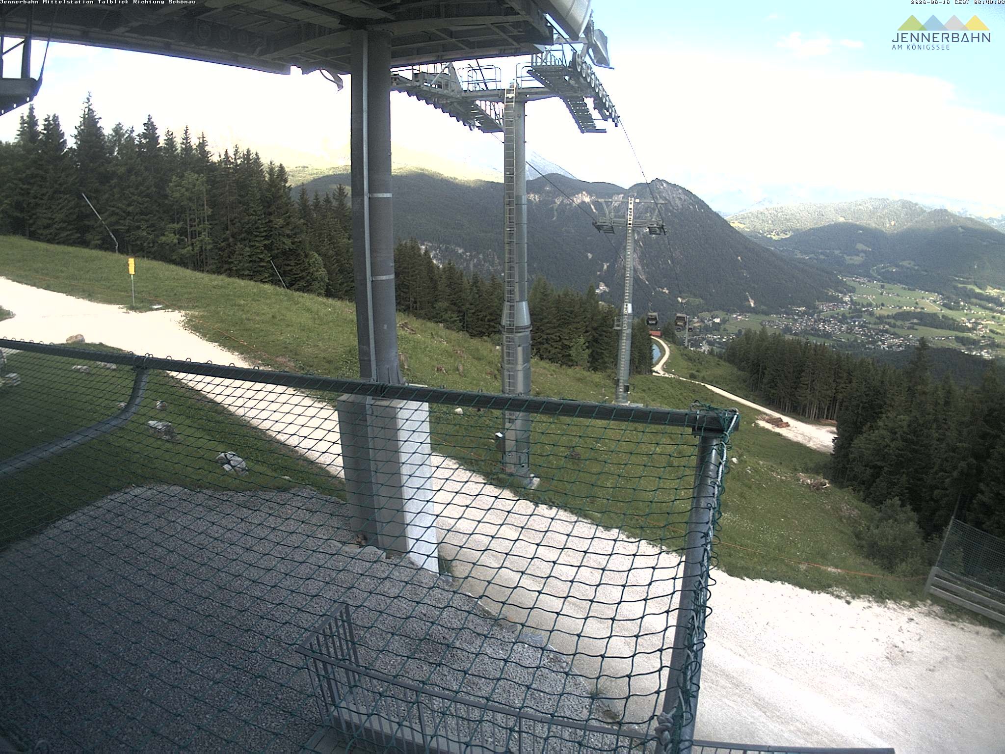 Archiv Foto Webcam Blick von der Mittelstation der Jennerbahn