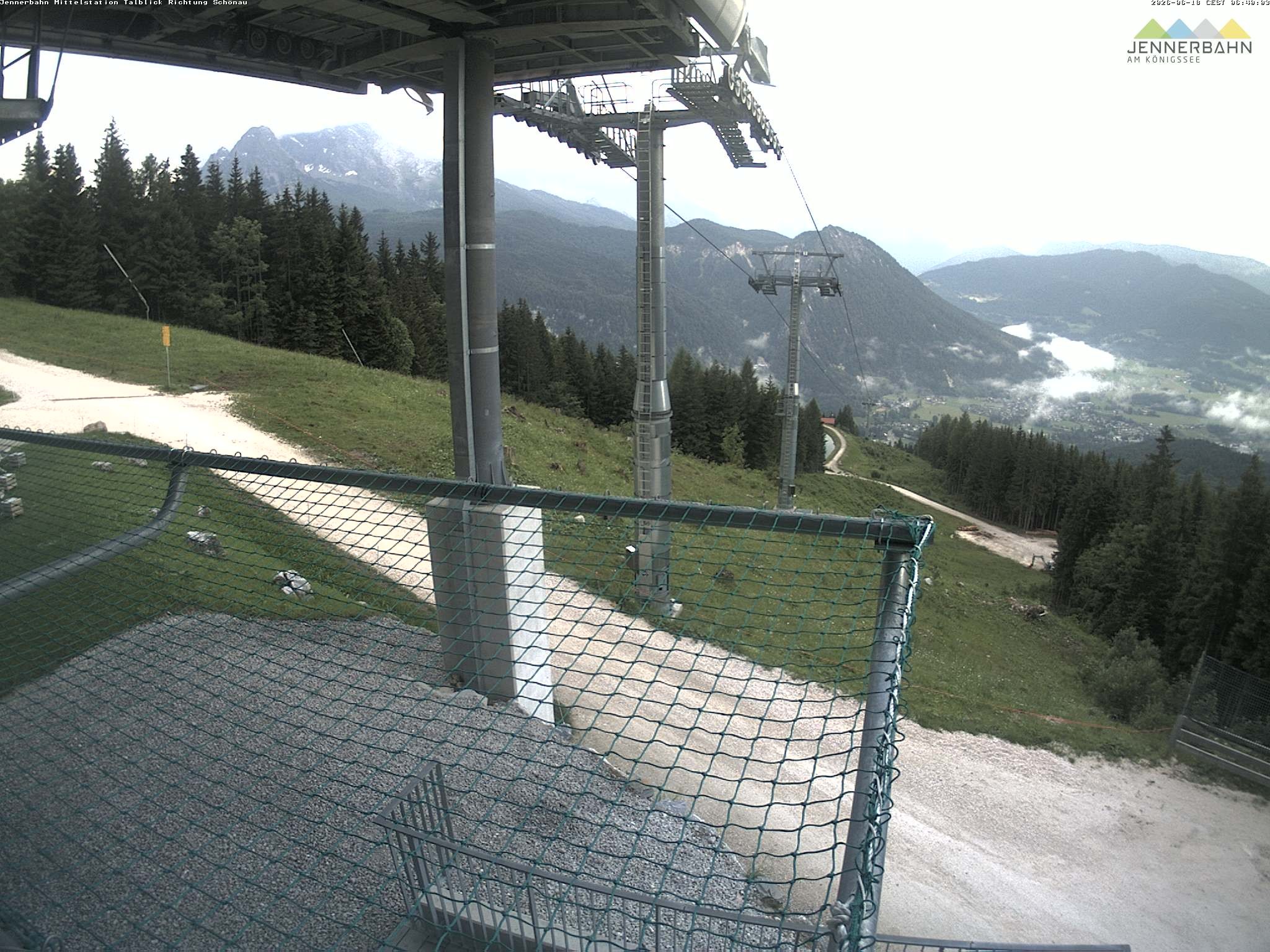 Archiv Foto Webcam Blick von der Mittelstation der Jennerbahn
