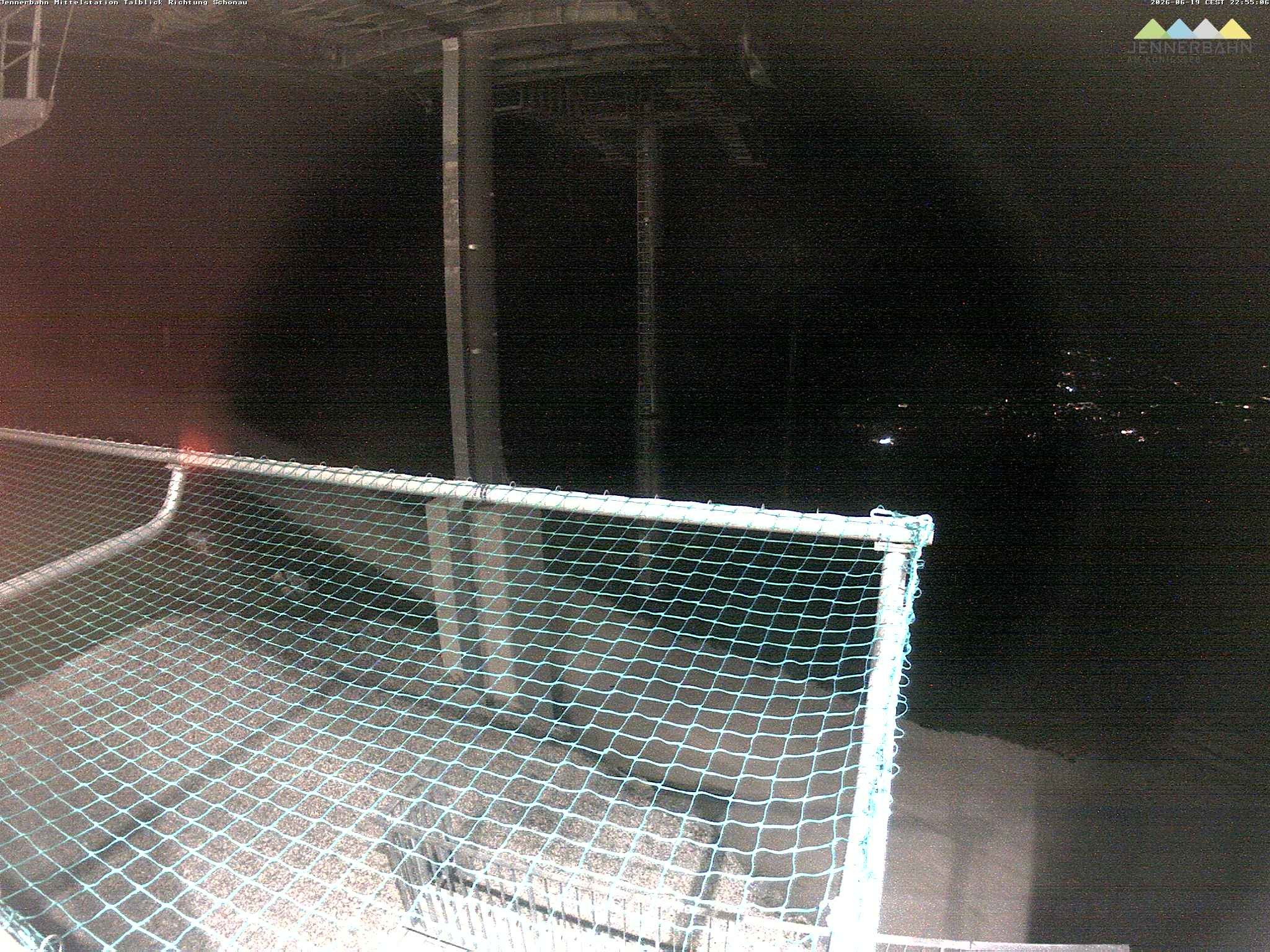 Archived image Webcam View from Midway Station