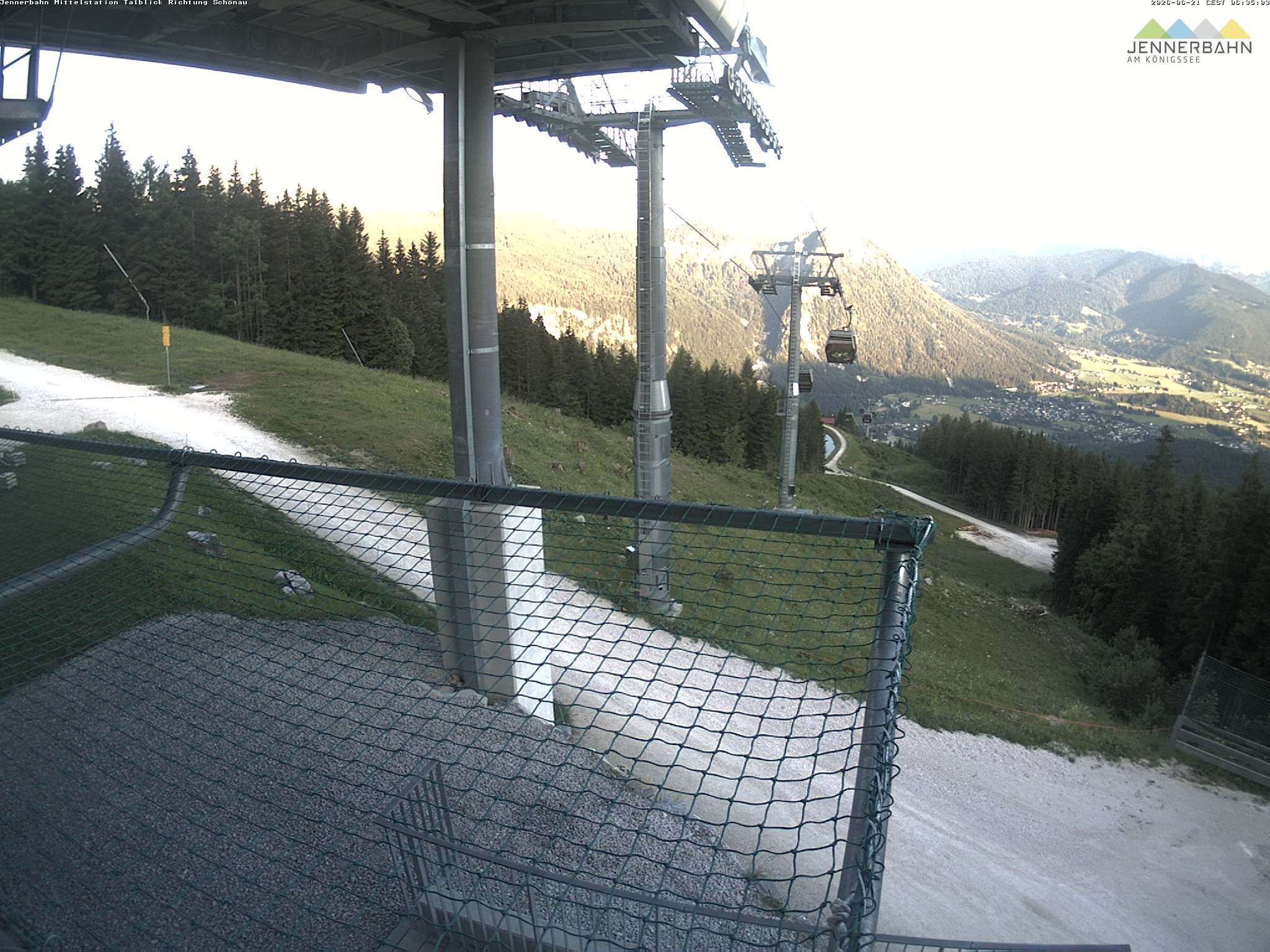 Archiv Foto Webcam Blick von der Mittelstation der Jennerbahn