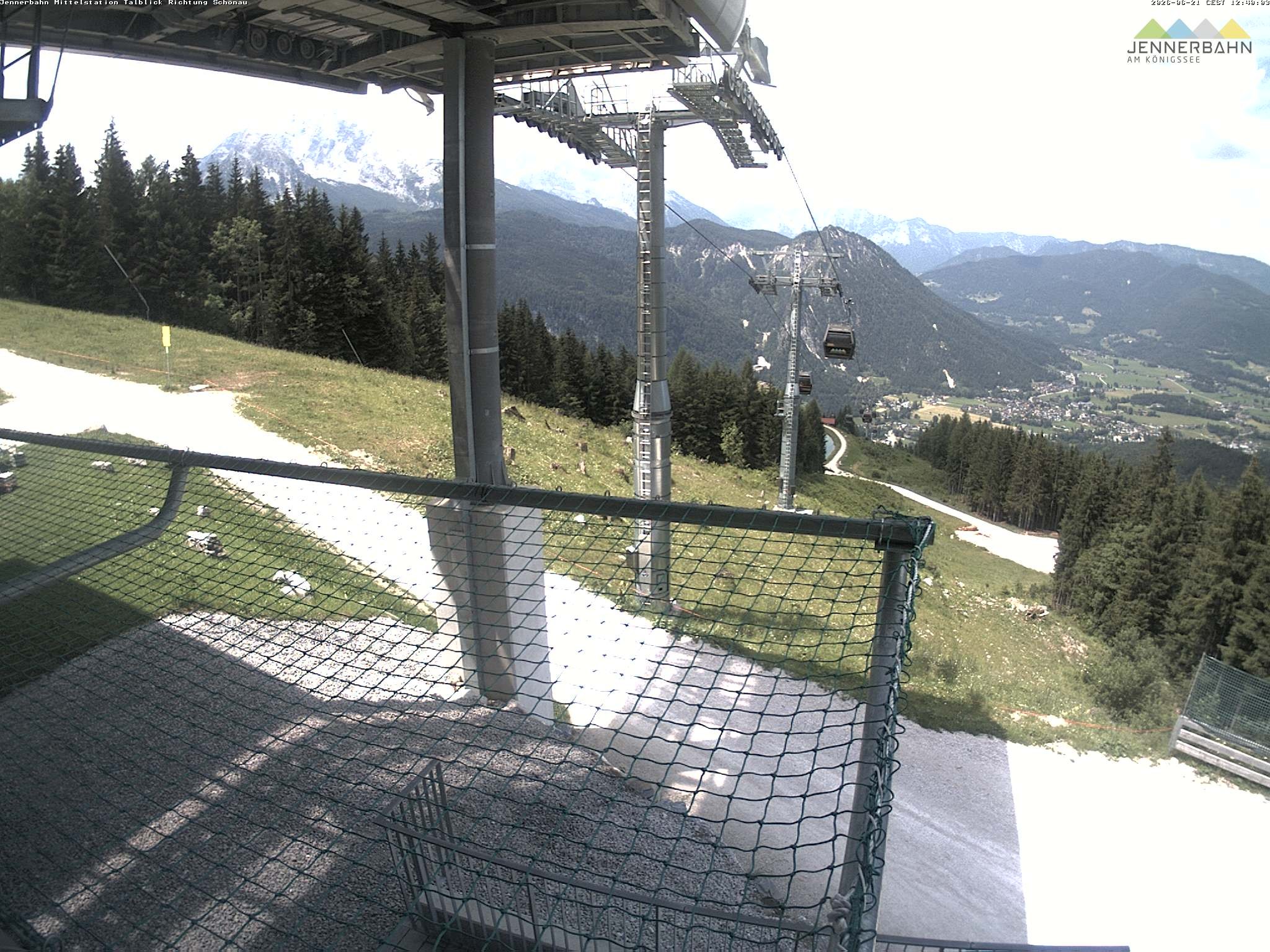 Archiv Foto Webcam Blick von der Mittelstation der Jennerbahn