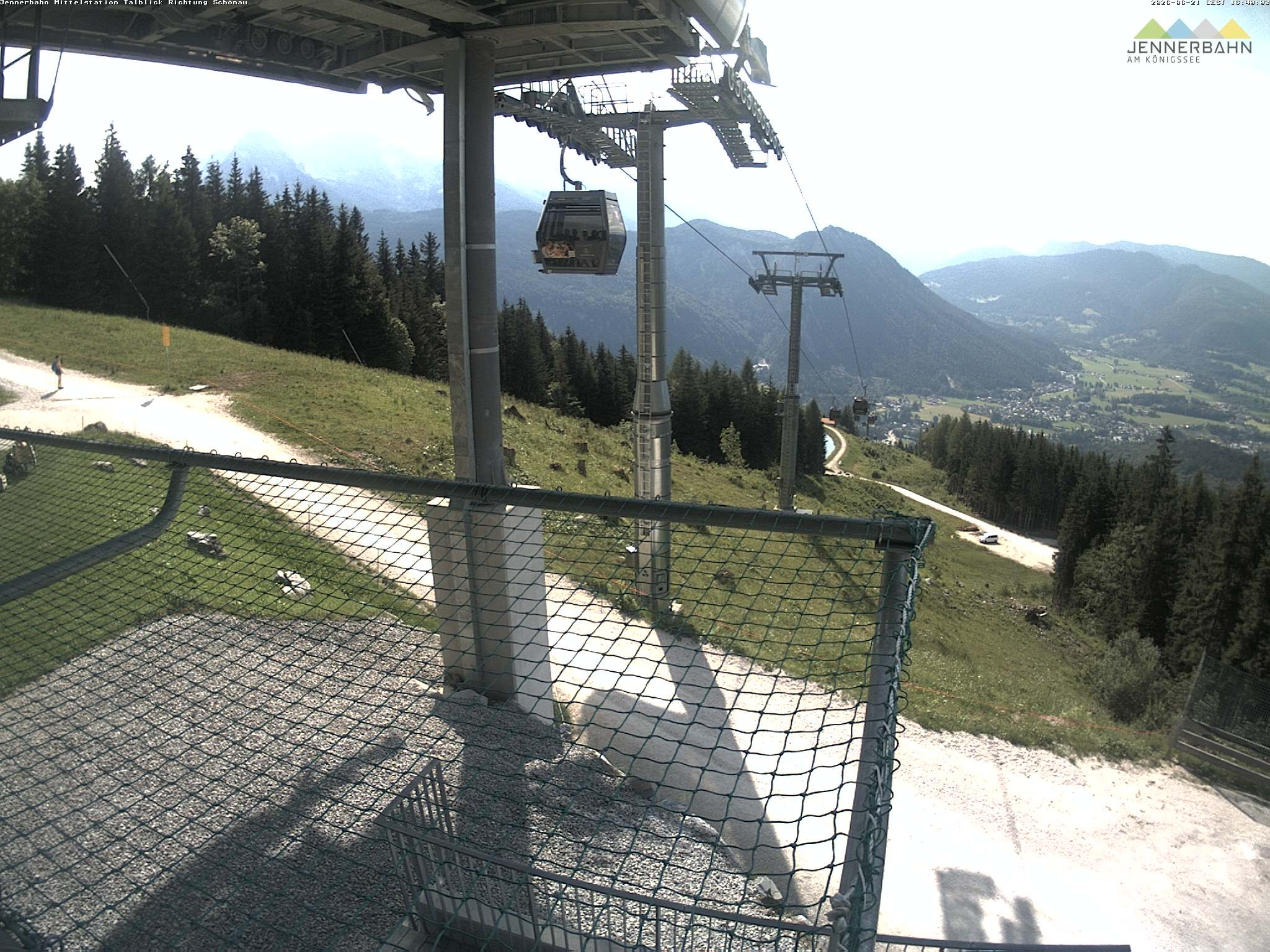 Archiv Foto Webcam Blick von der Mittelstation der Jennerbahn