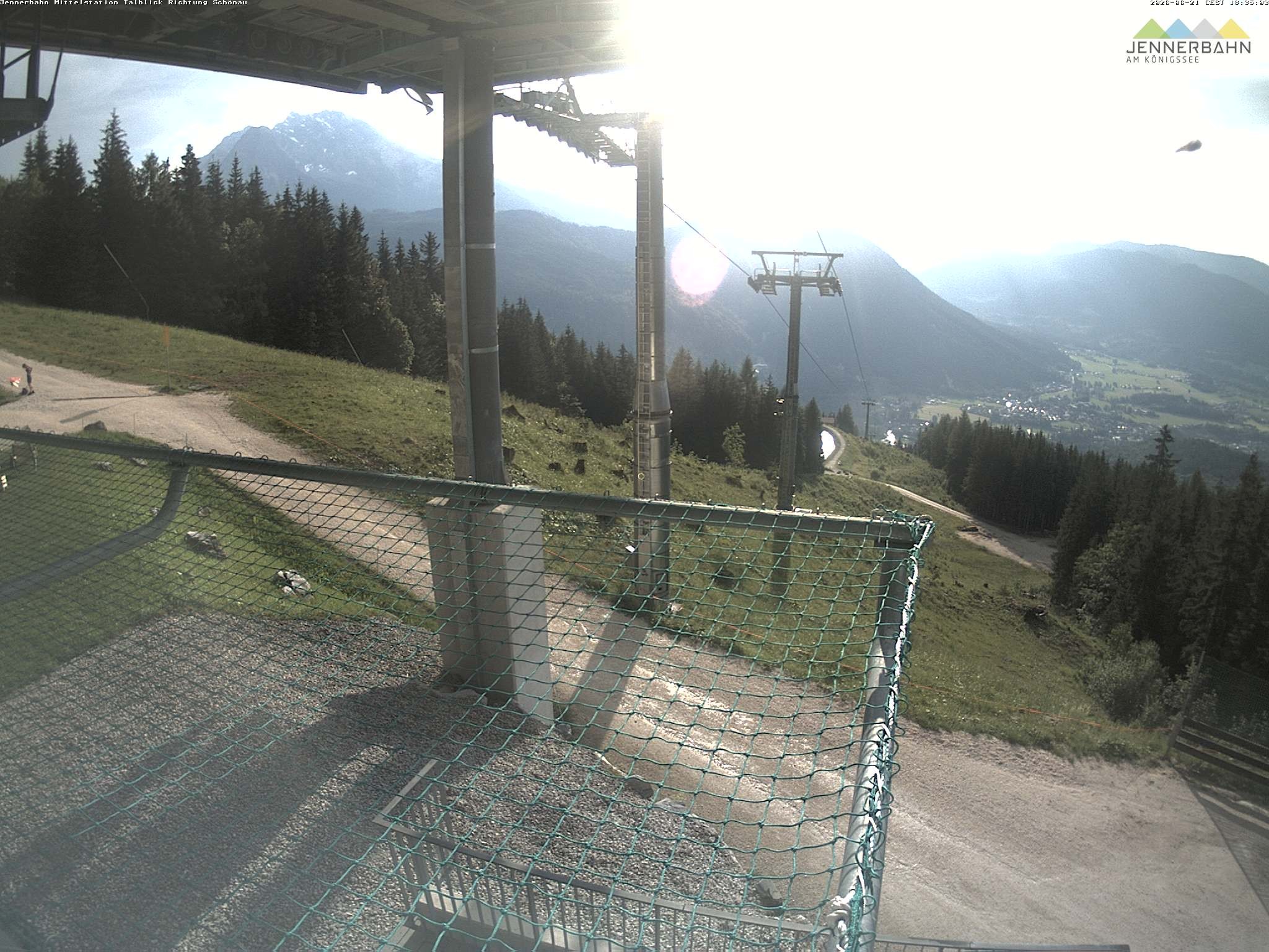 Archiv Foto Webcam Blick von der Mittelstation der Jennerbahn