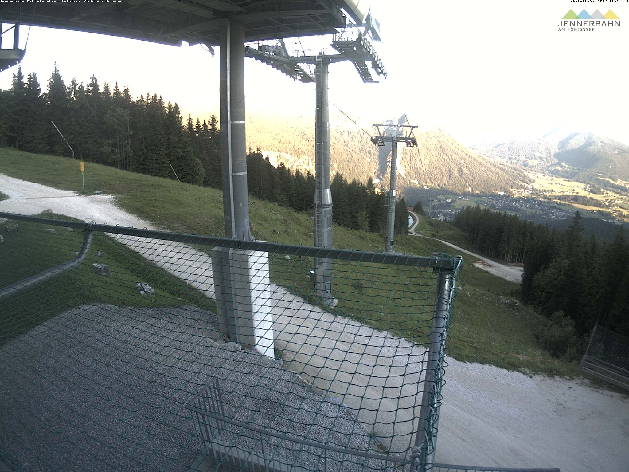 Archiv Foto Webcam Blick von der Mittelstation der Jennerbahn