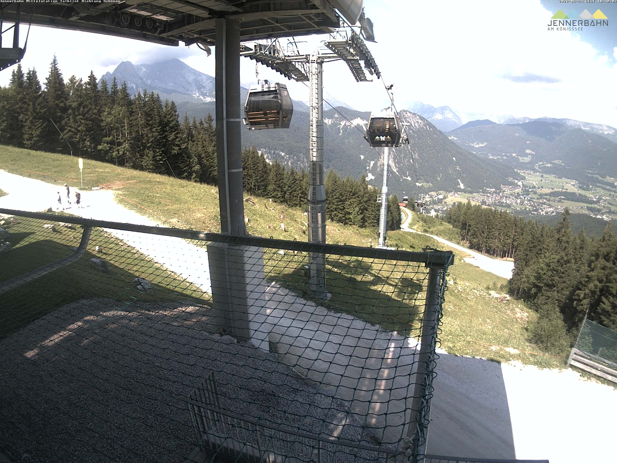 Archived image Webcam View from Midway Station