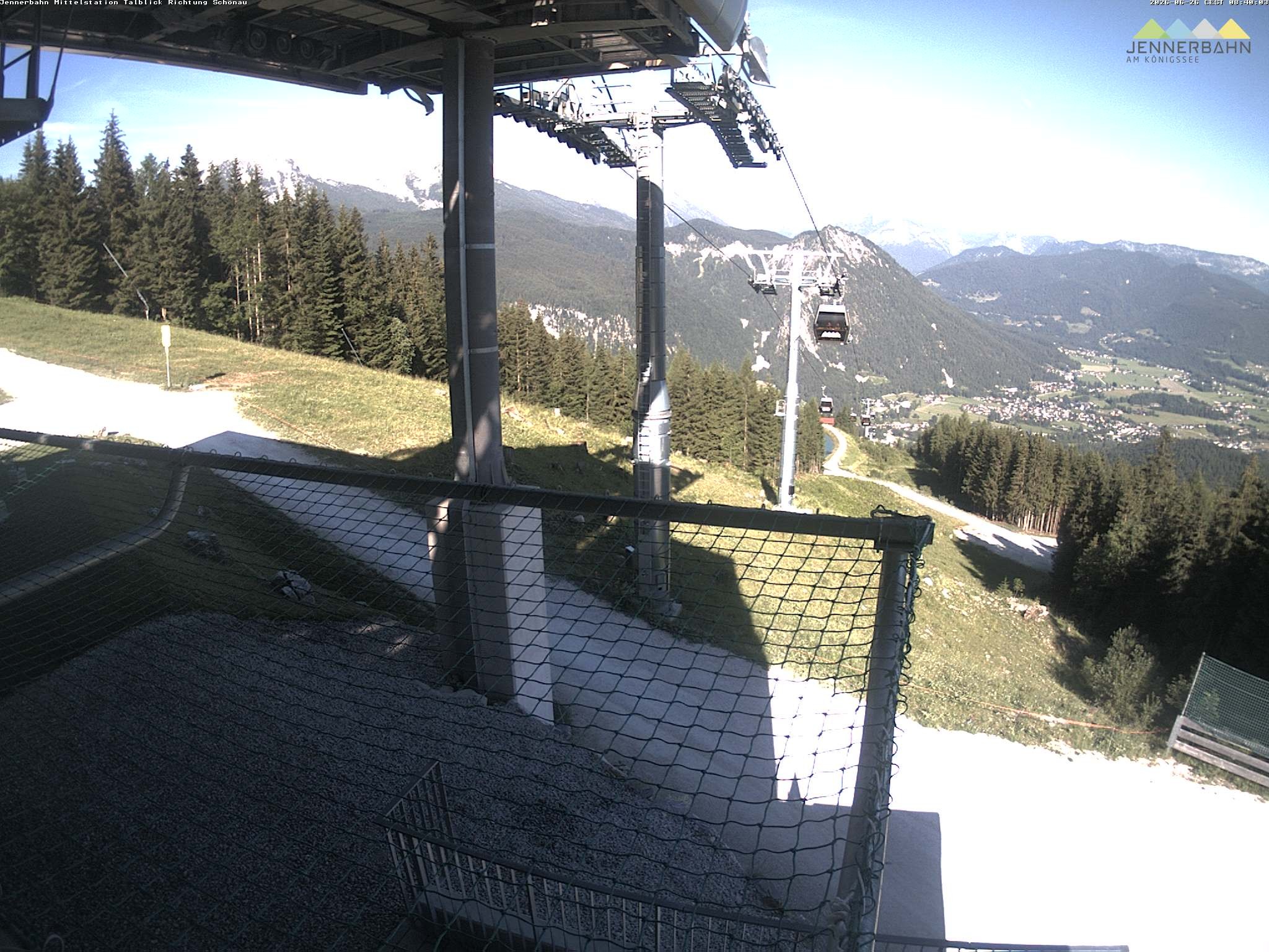 Archived image Webcam View from Midway Station