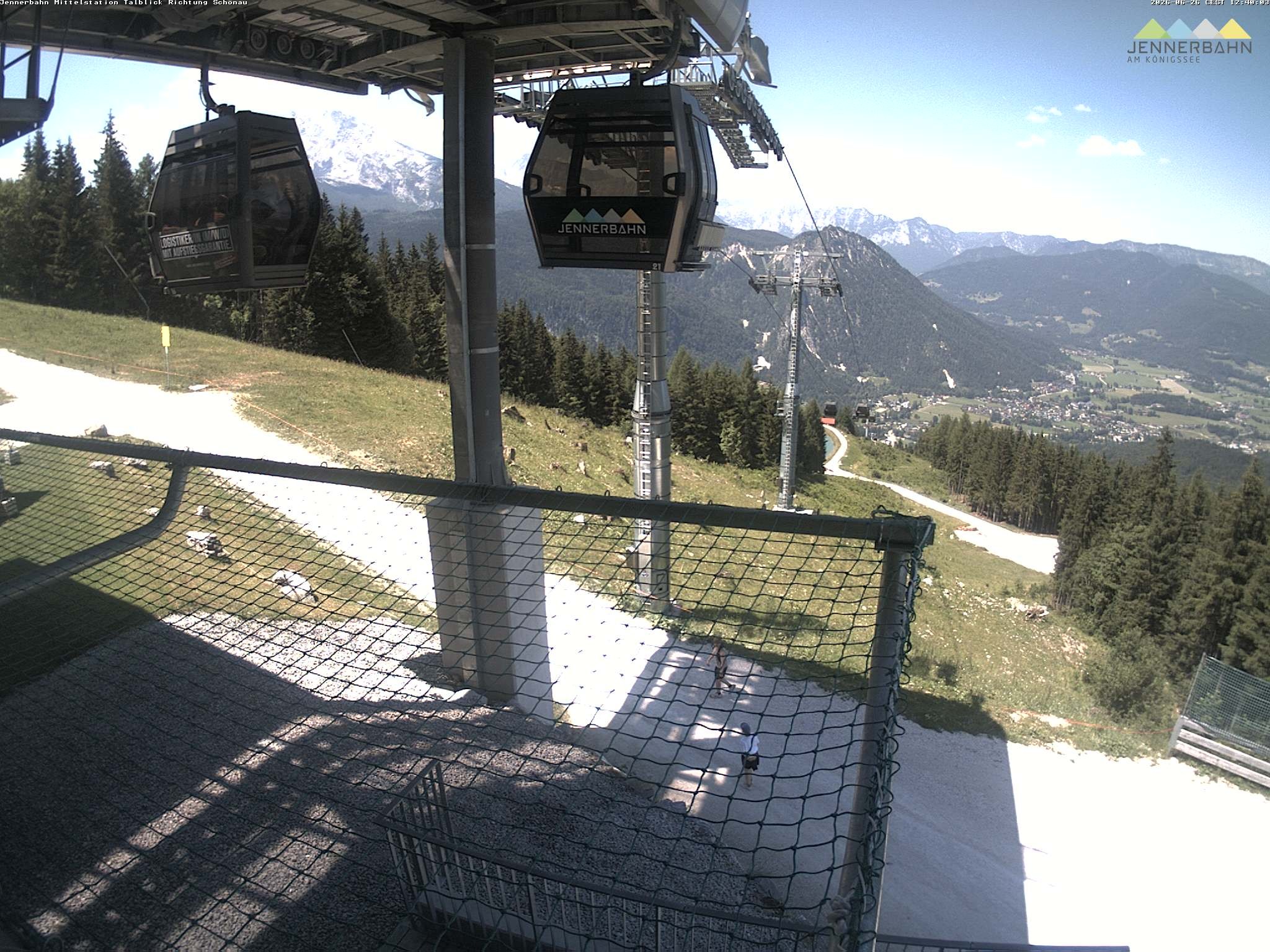 Archived image Webcam View from Midway Station