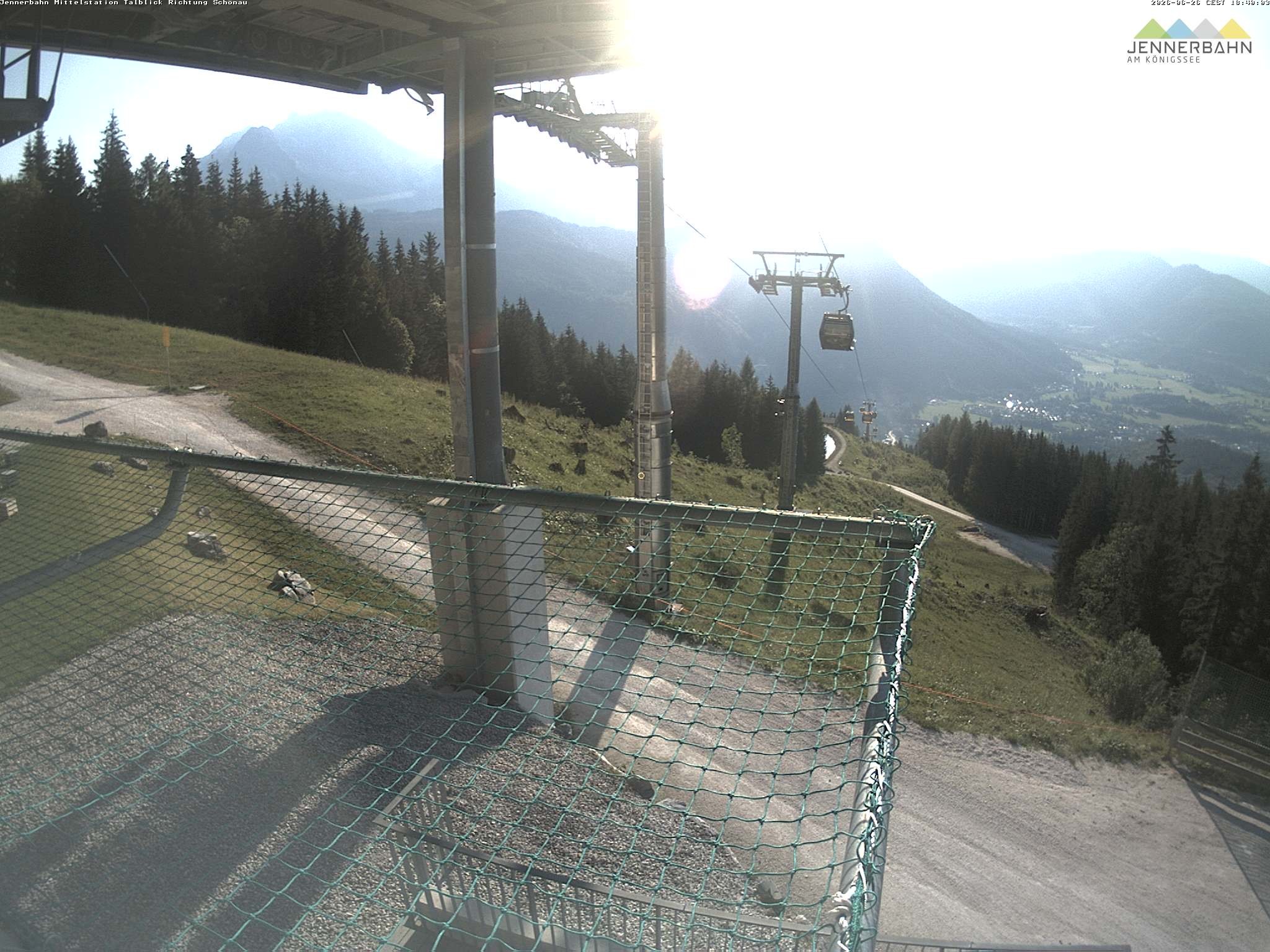 Archived image Webcam View from Midway Station