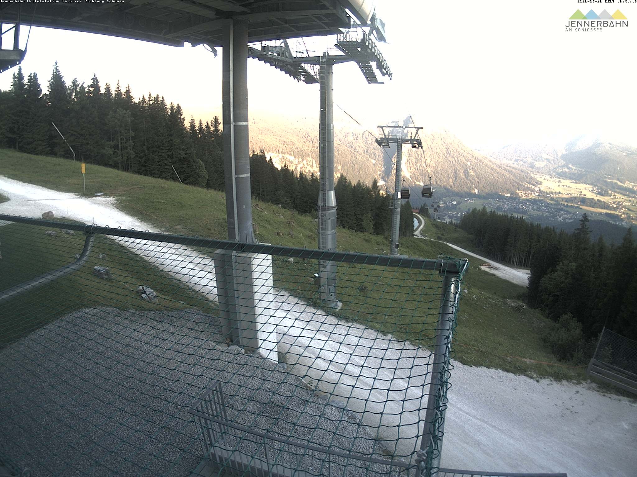 Archiv Foto Webcam Blick von der Mittelstation der Jennerbahn