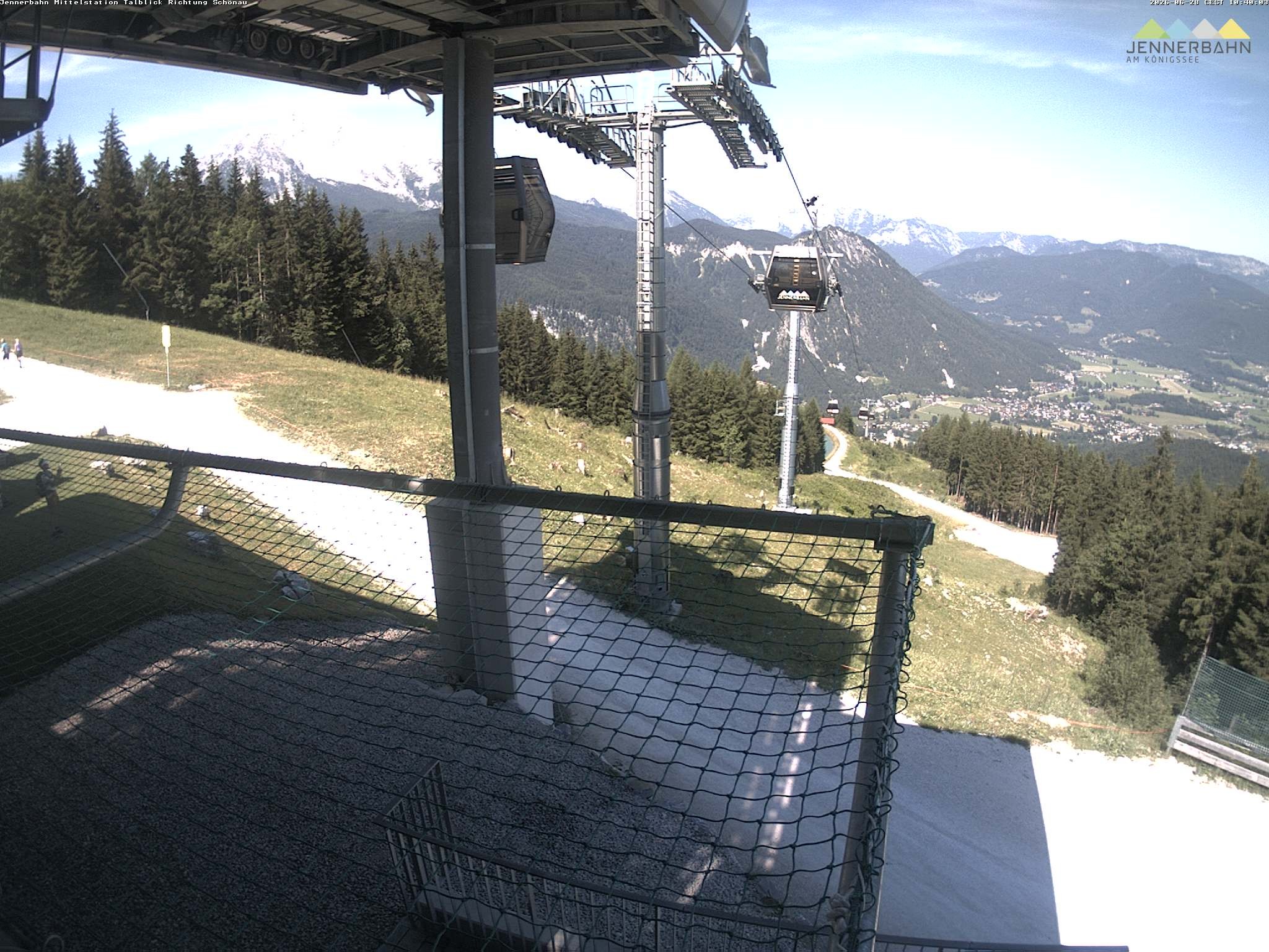 Archiv Foto Webcam Blick von der Mittelstation der Jennerbahn