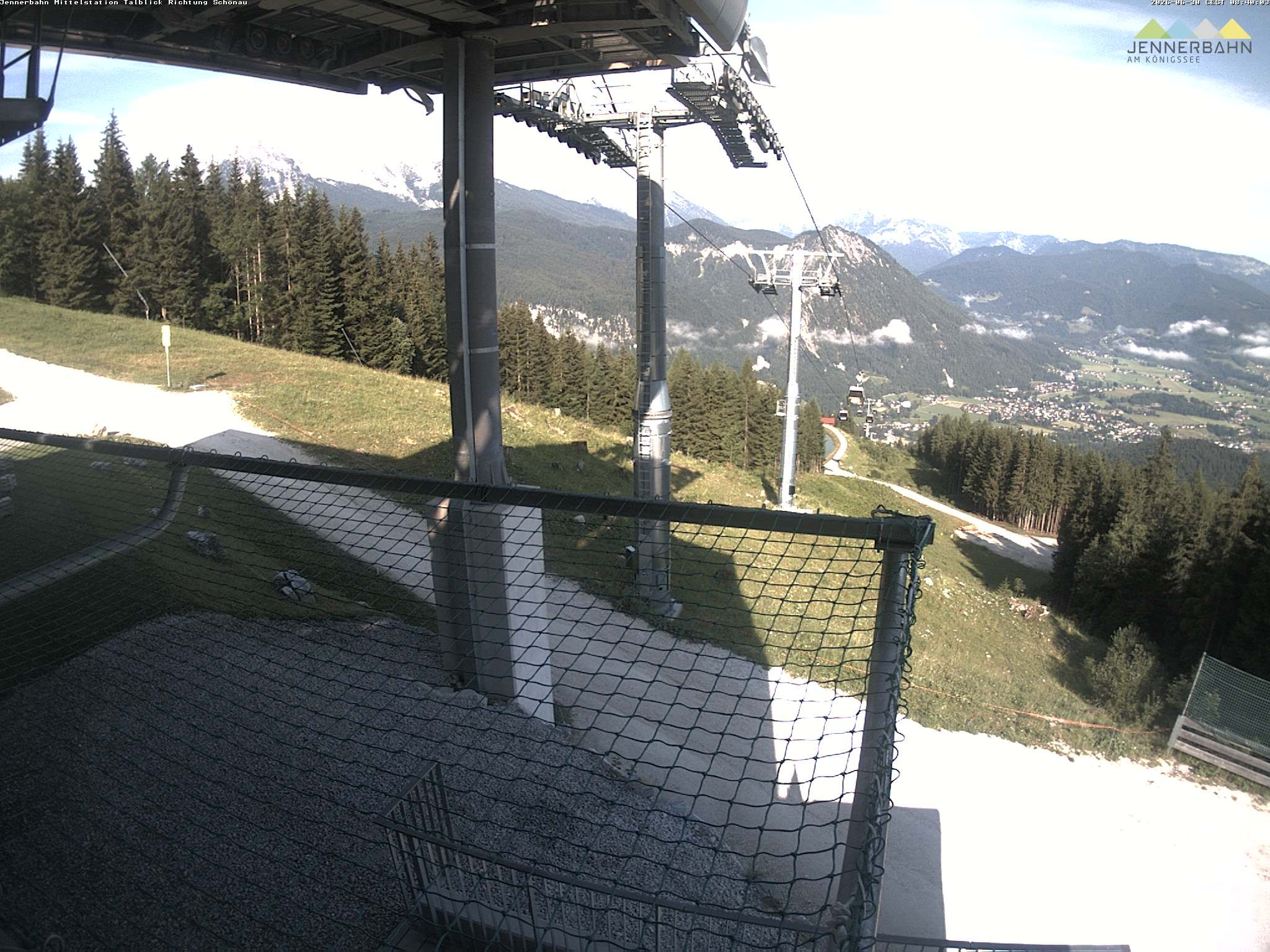 Archiv Foto Webcam Blick von der Mittelstation der Jennerbahn