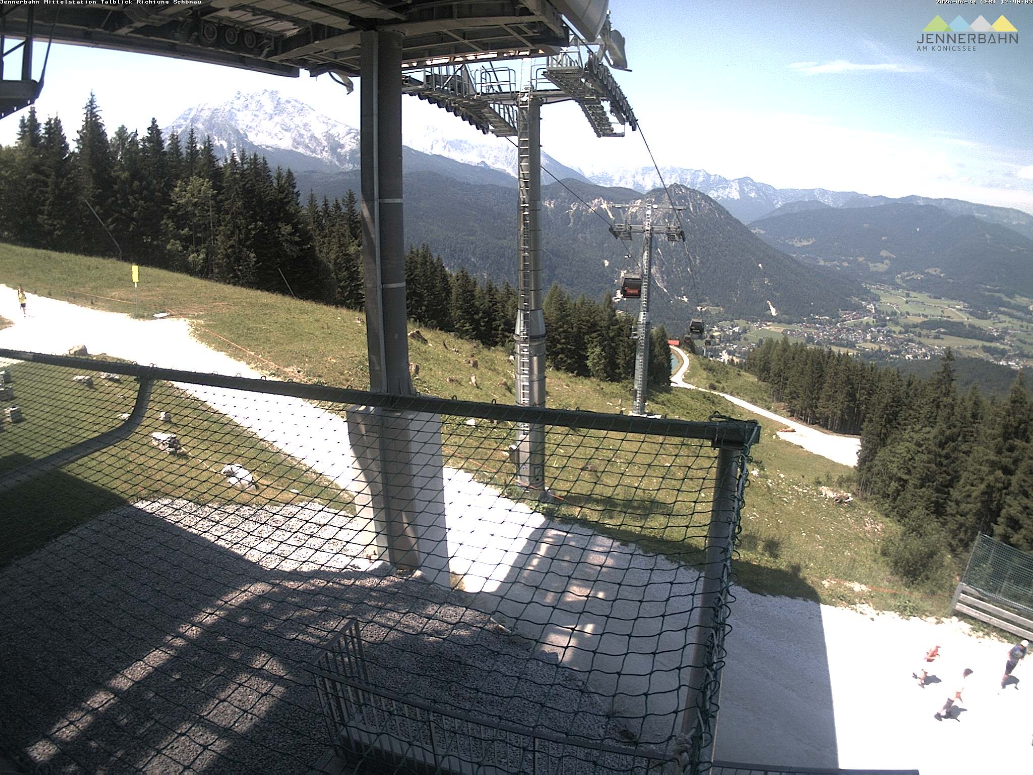 Archiv Foto Webcam Blick von der Mittelstation der Jennerbahn