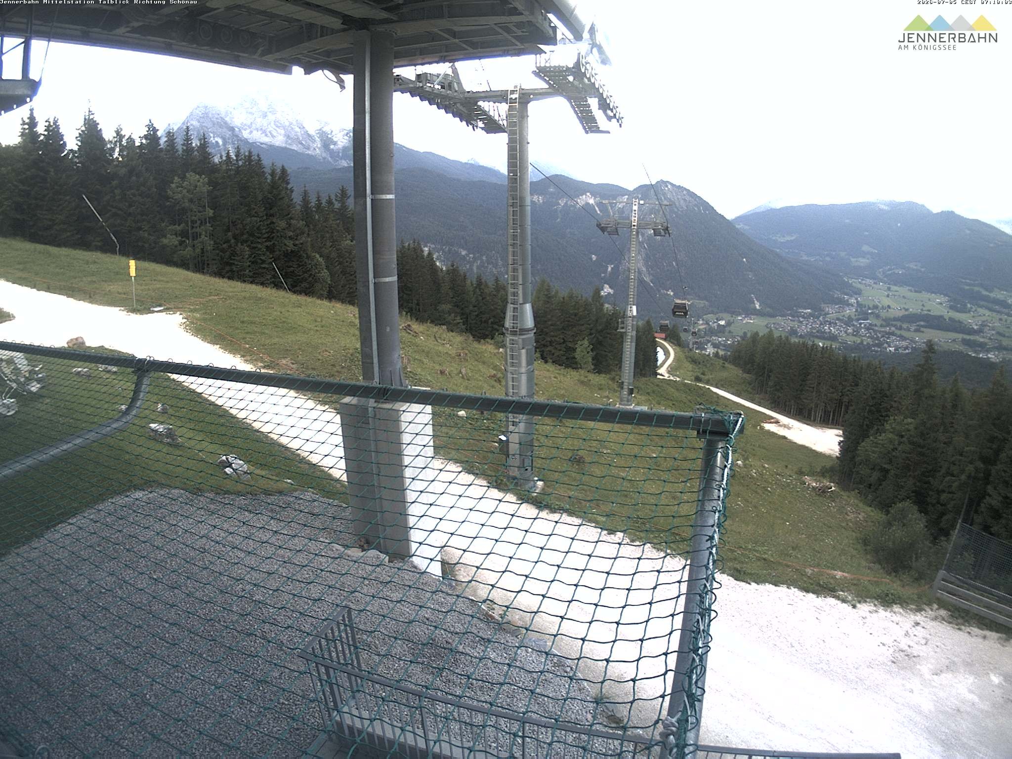 Archived image Webcam View from Midway Station