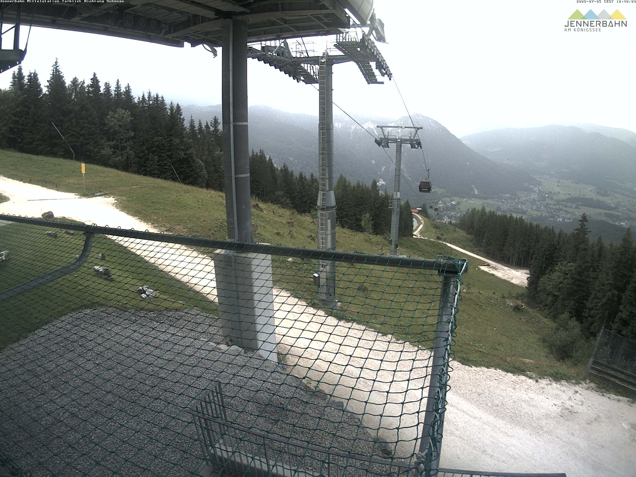 Archived image Webcam View from Midway Station