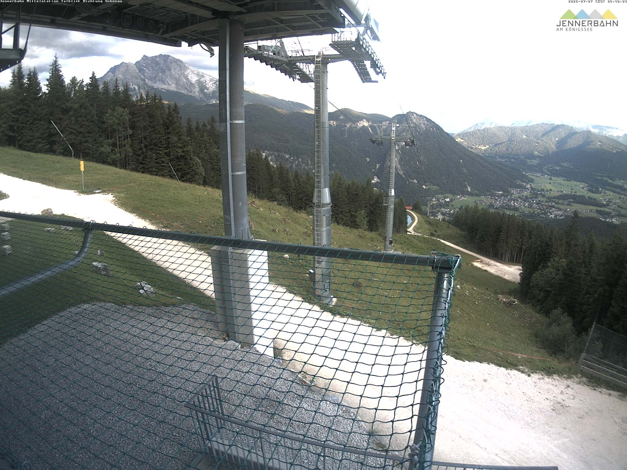 Archiv Foto Webcam Blick von der Mittelstation der Jennerbahn