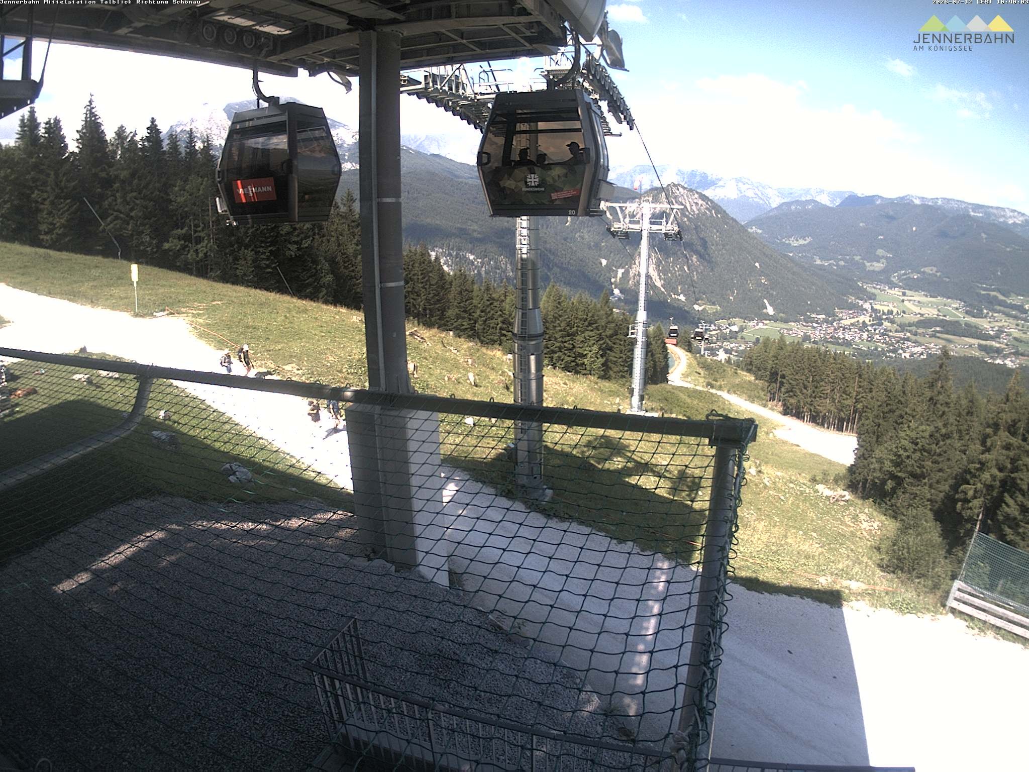 Archived image Webcam View from Midway Station