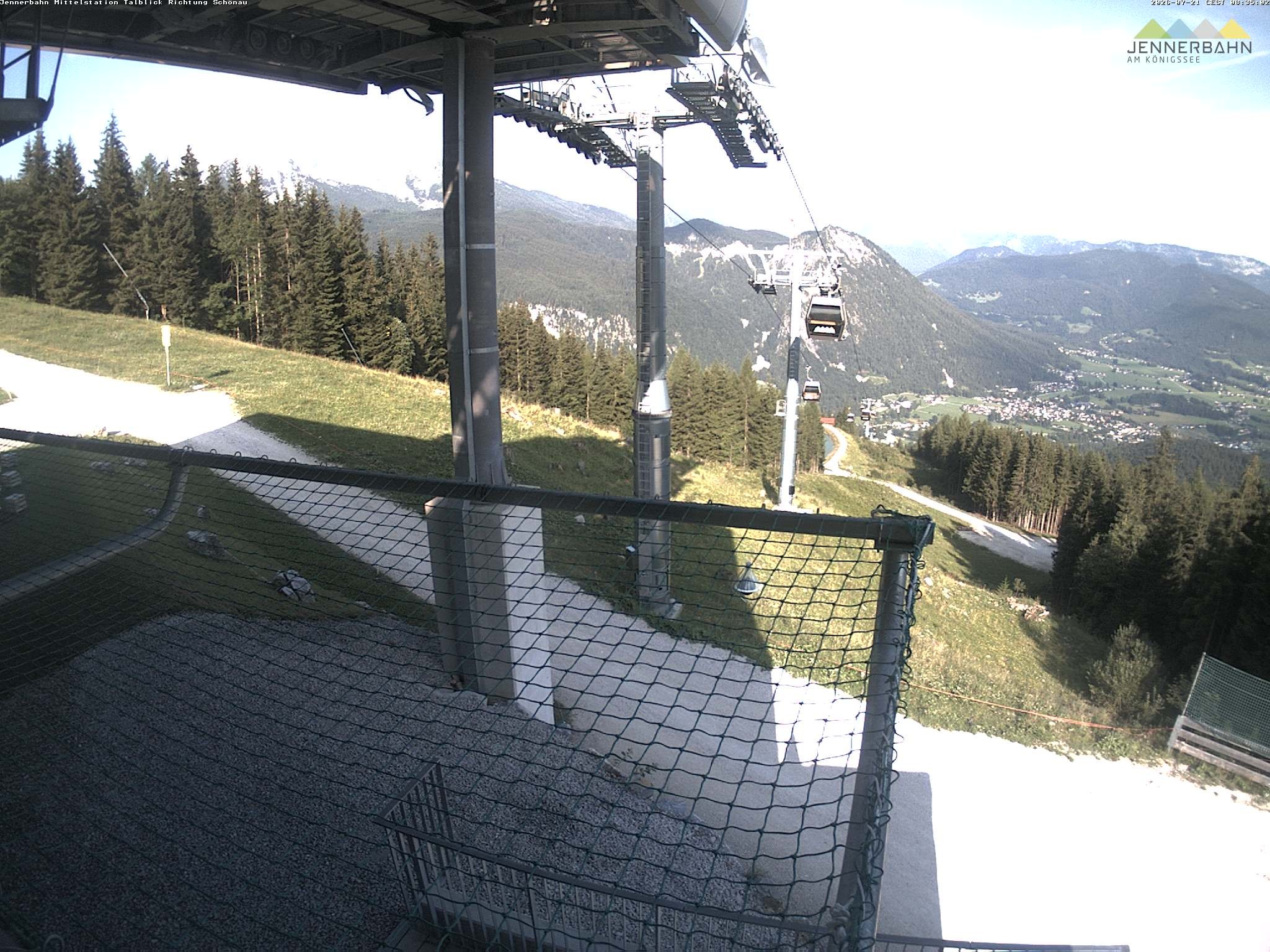Archiv Foto Webcam Blick von der Mittelstation der Jennerbahn