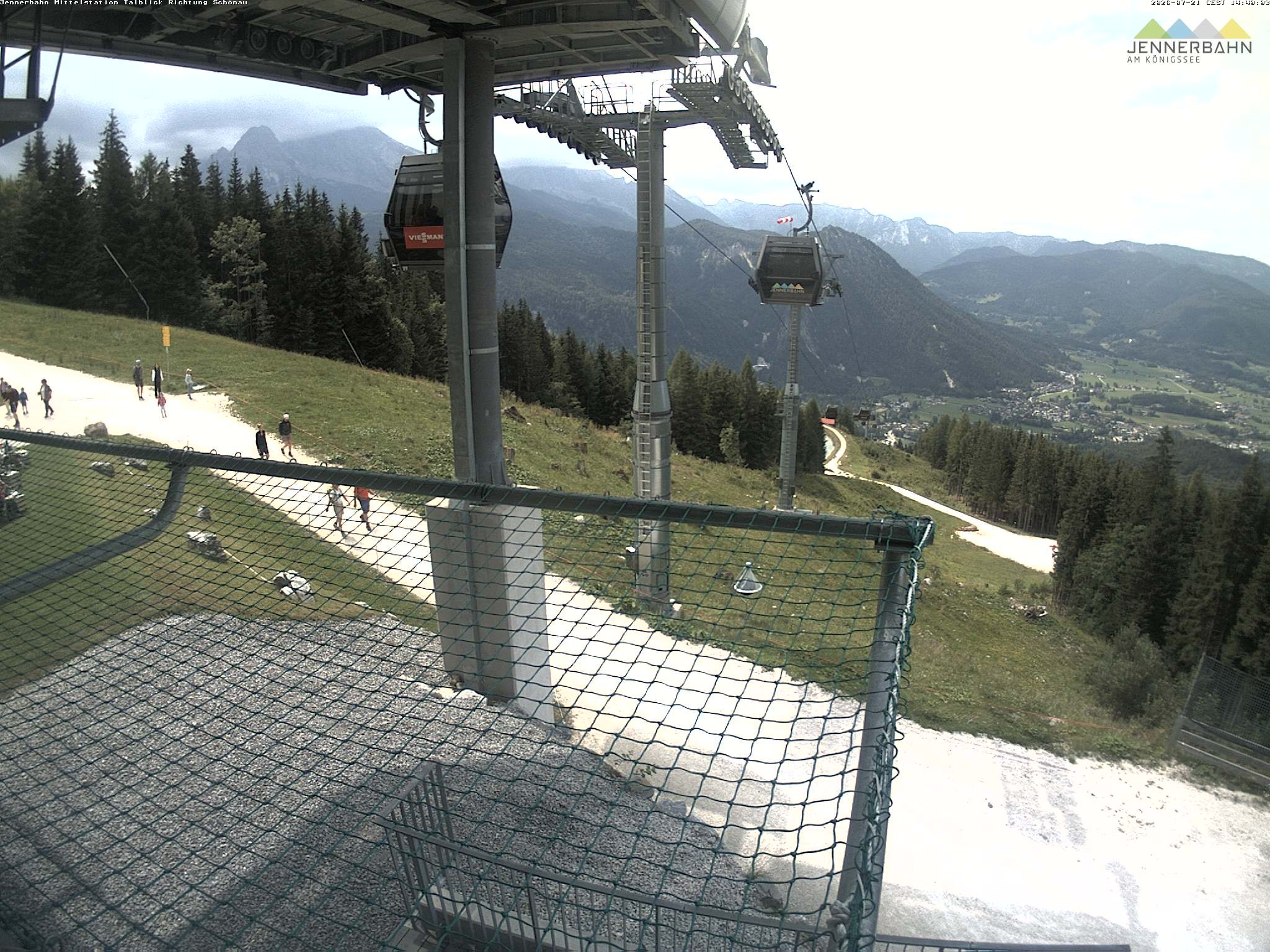 Archiv Foto Webcam Blick von der Mittelstation der Jennerbahn