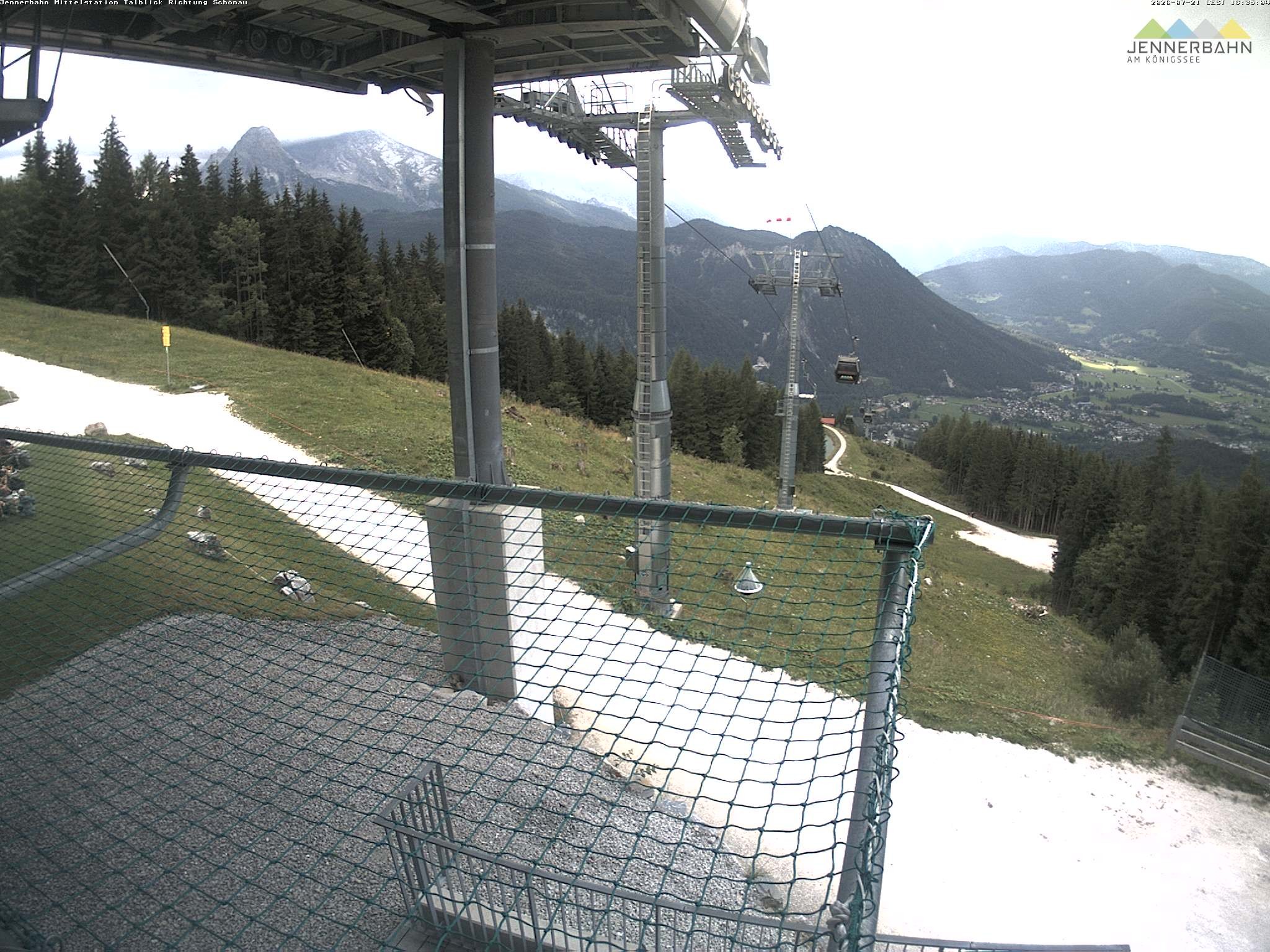 Archiv Foto Webcam Blick von der Mittelstation der Jennerbahn