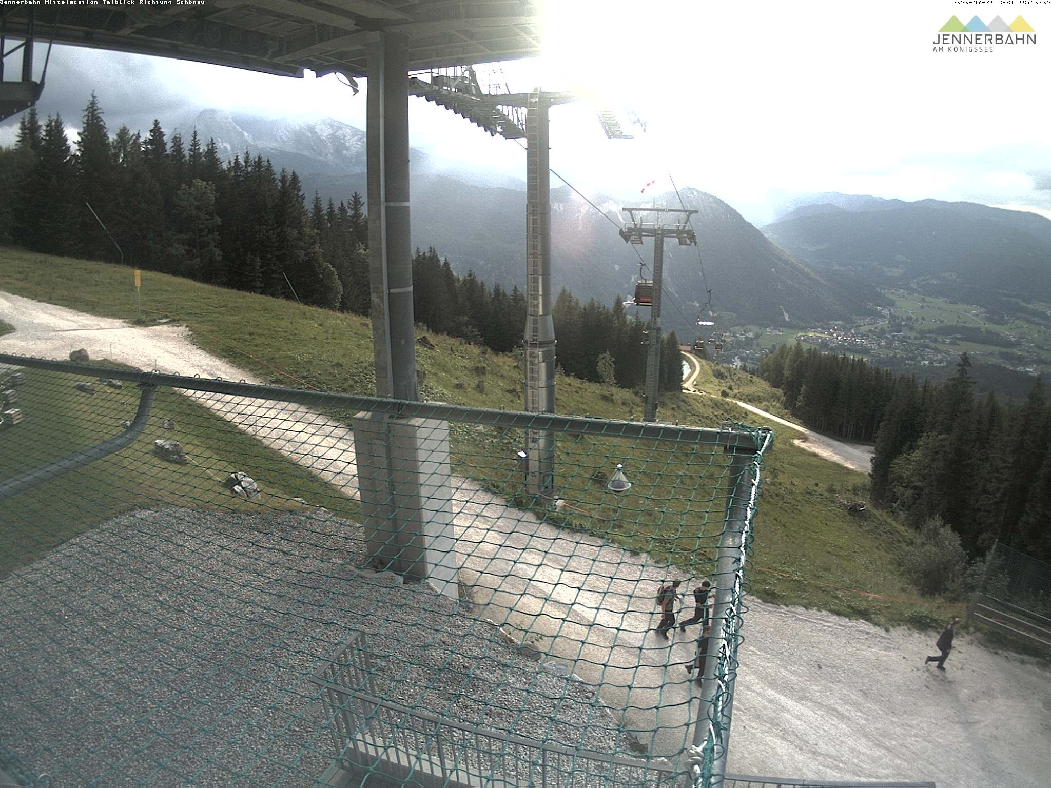 Archiv Foto Webcam Blick von der Mittelstation der Jennerbahn