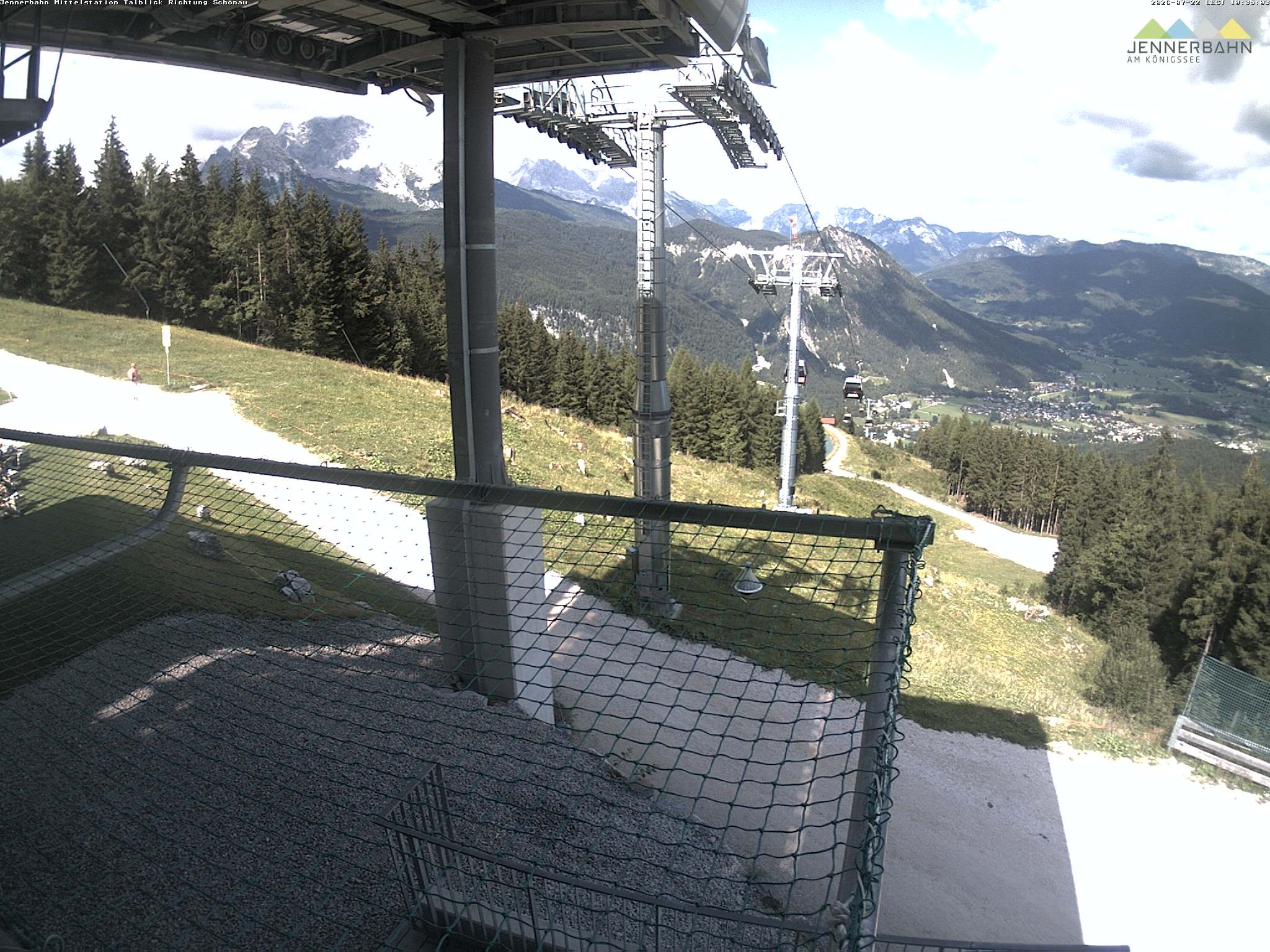 Archiv Foto Webcam Blick von der Mittelstation der Jennerbahn