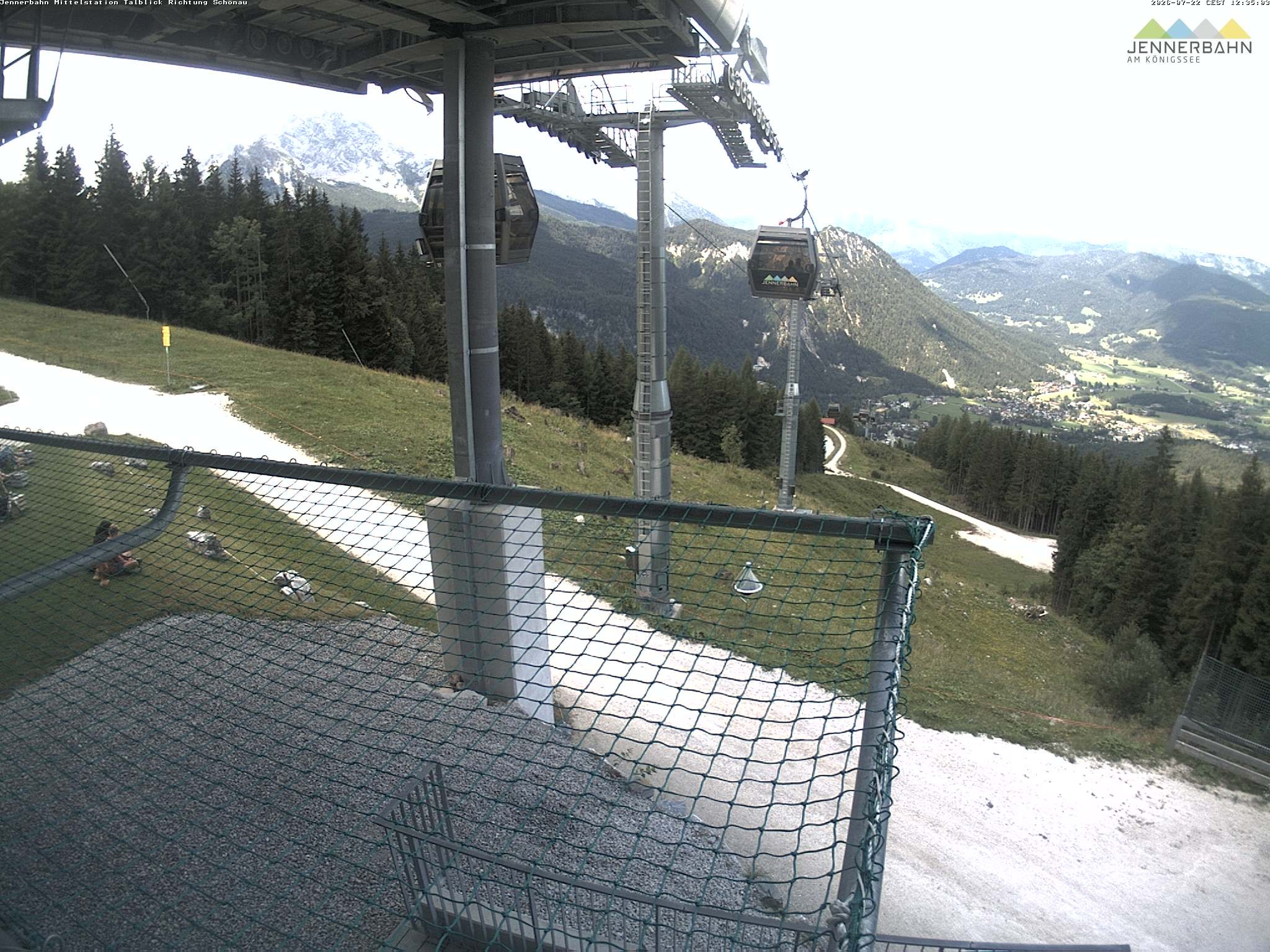 Archiv Foto Webcam Blick von der Mittelstation der Jennerbahn