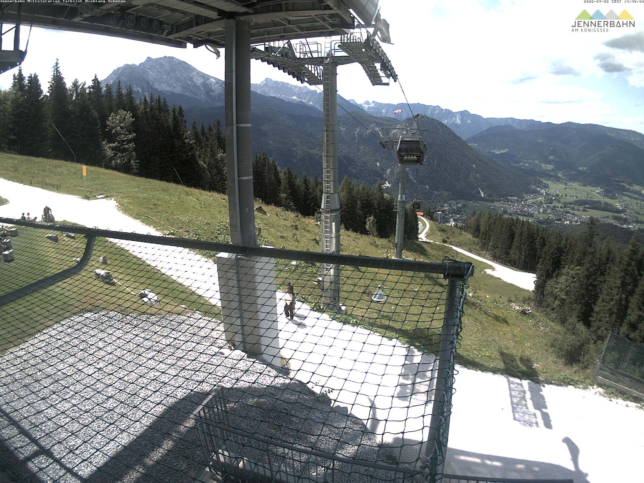 Archiv Foto Webcam Blick von der Mittelstation der Jennerbahn