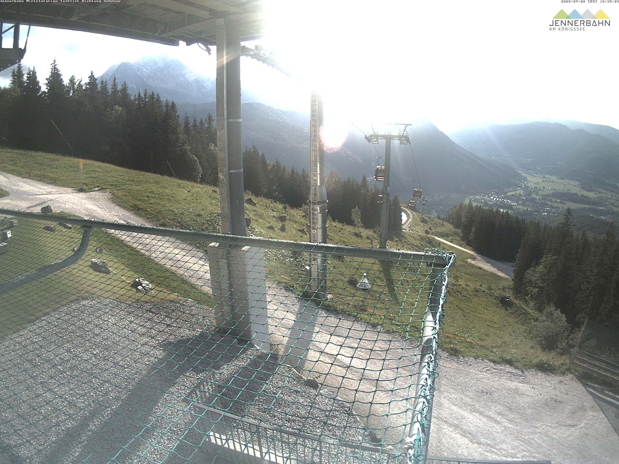 Archiv Foto Webcam Blick von der Mittelstation der Jennerbahn