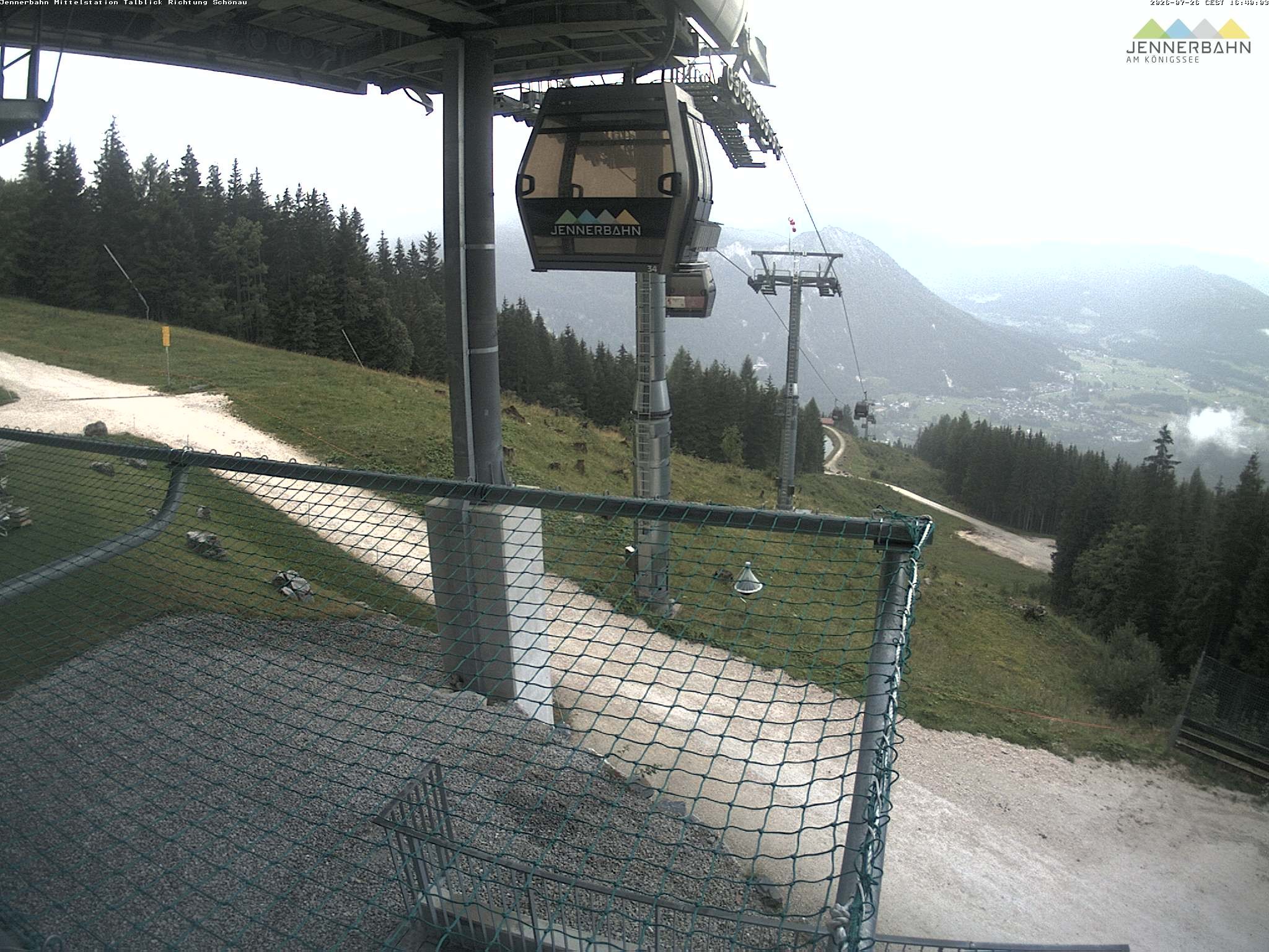 Archiv Foto Webcam Blick von der Mittelstation der Jennerbahn