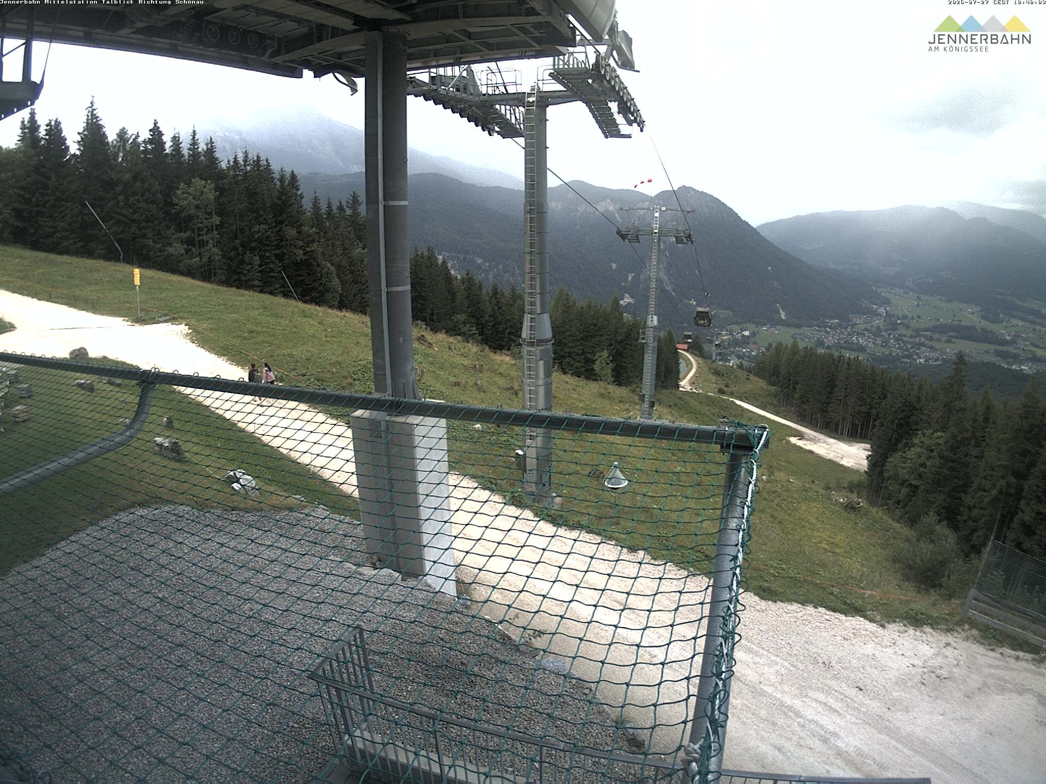 Archived image Webcam View from Midway Station