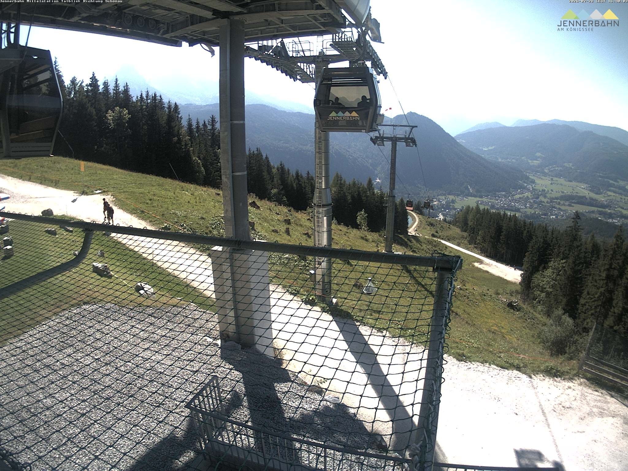Archived image Webcam View from Midway Station