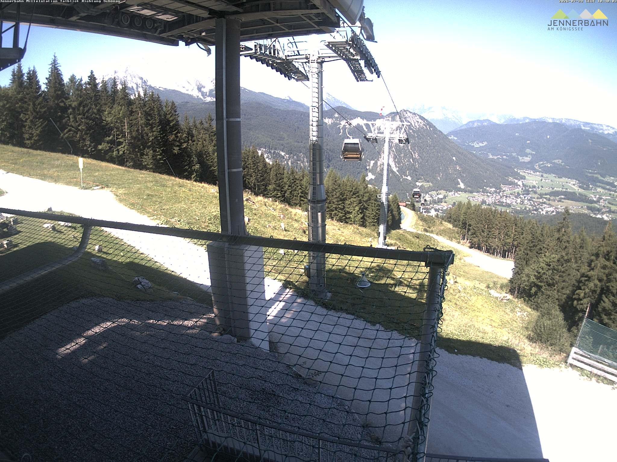 Archiv Foto Webcam Blick von der Mittelstation der Jennerbahn