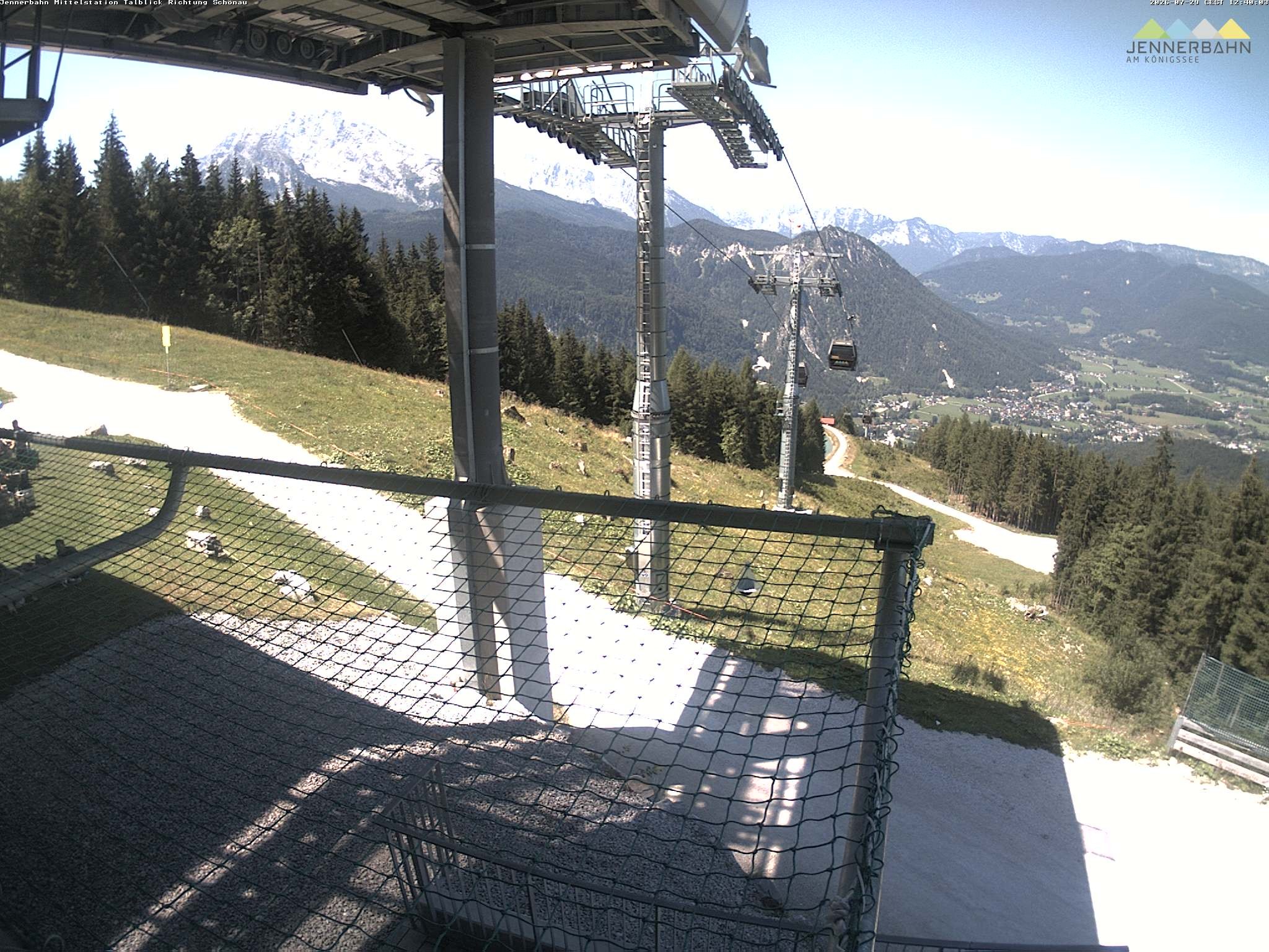 Archiv Foto Webcam Blick von der Mittelstation der Jennerbahn