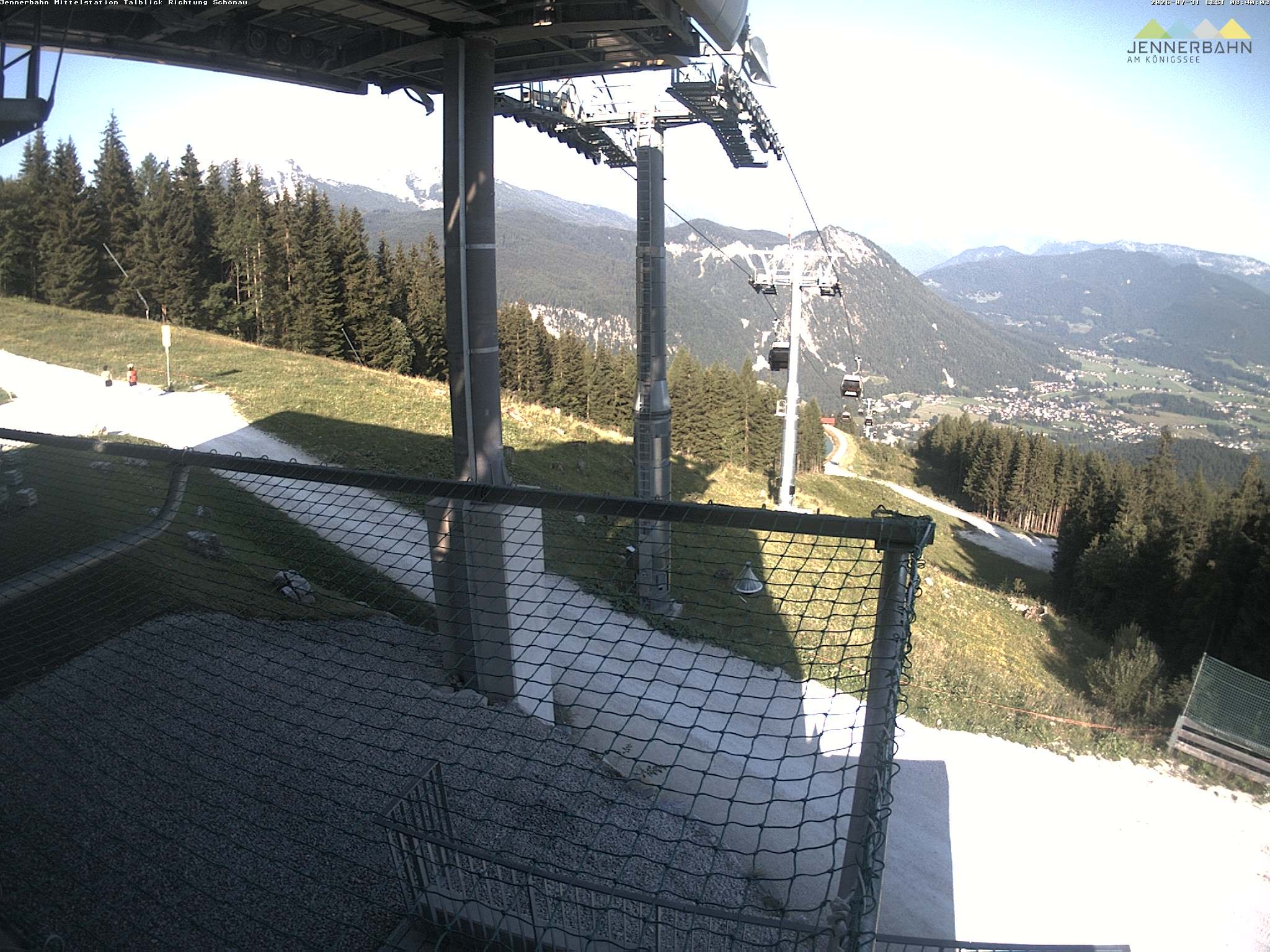 Archiv Foto Webcam Blick von der Mittelstation der Jennerbahn