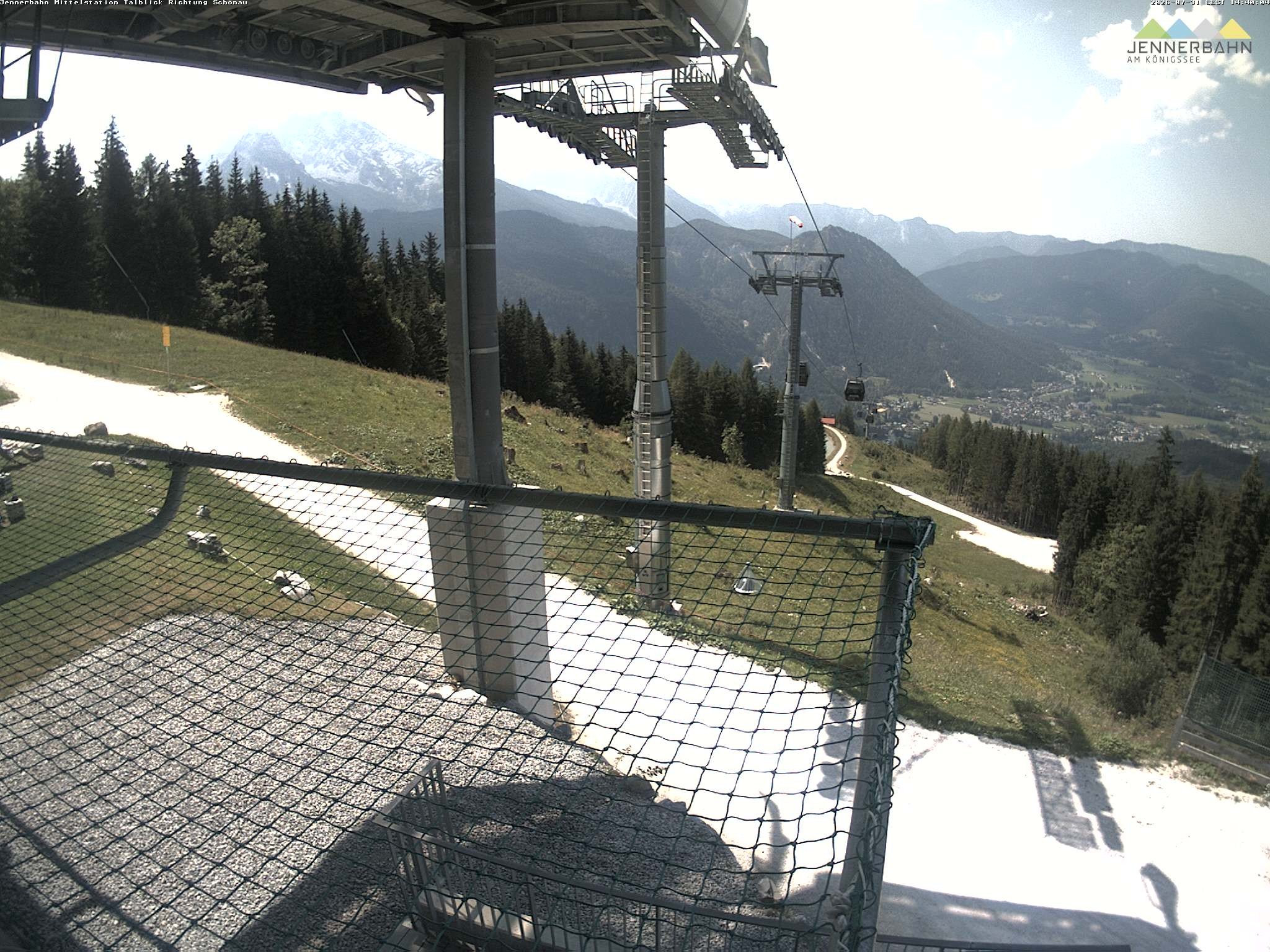 Archiv Foto Webcam Blick von der Mittelstation der Jennerbahn