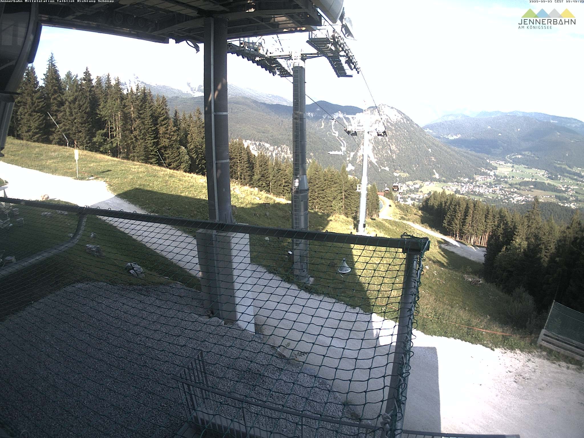 Archiv Foto Webcam Blick von der Mittelstation der Jennerbahn